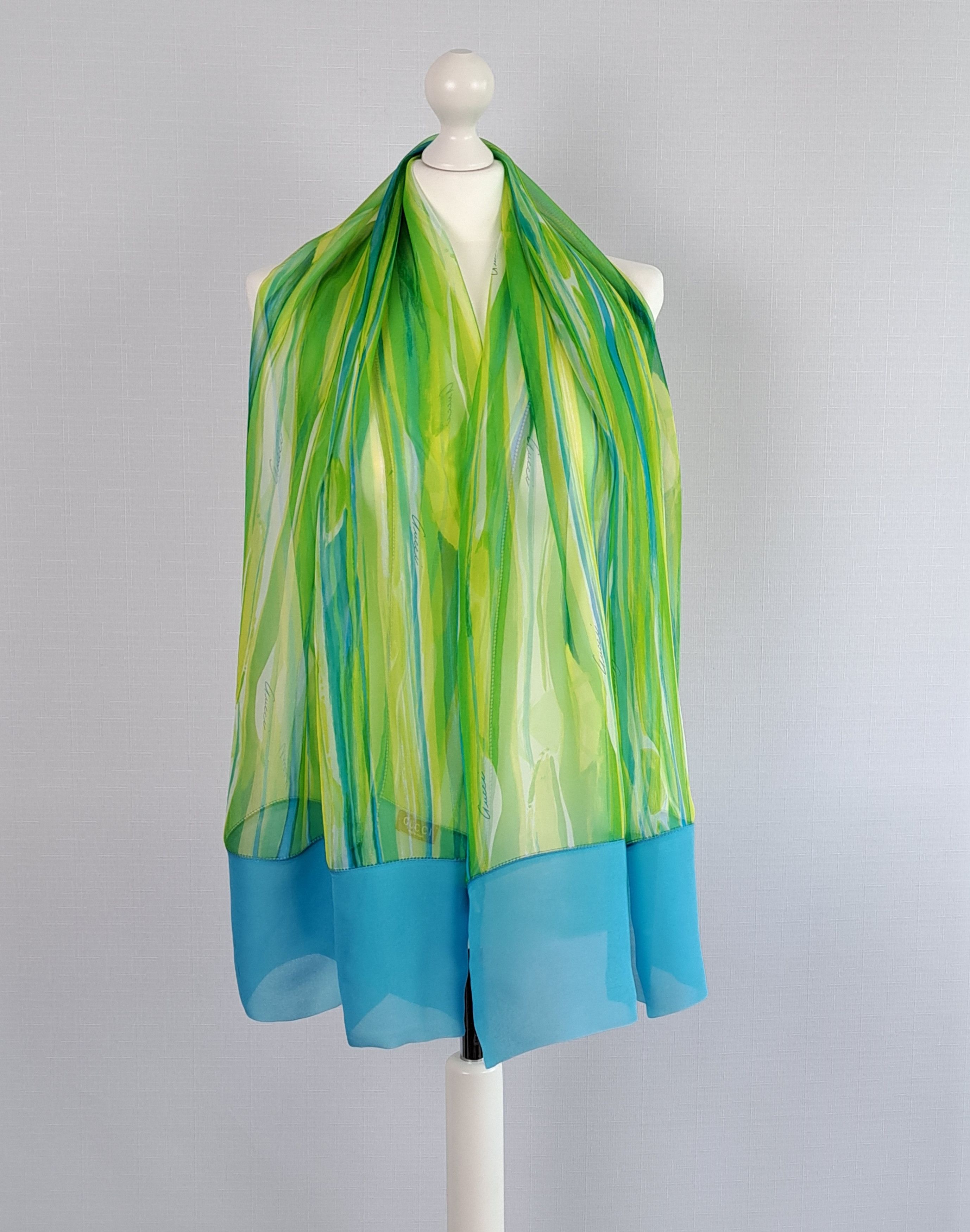 Gucci × Vintage GUCCI ultra lightweight silk scarf. Size ONE SIZE - 3 Thumbnail