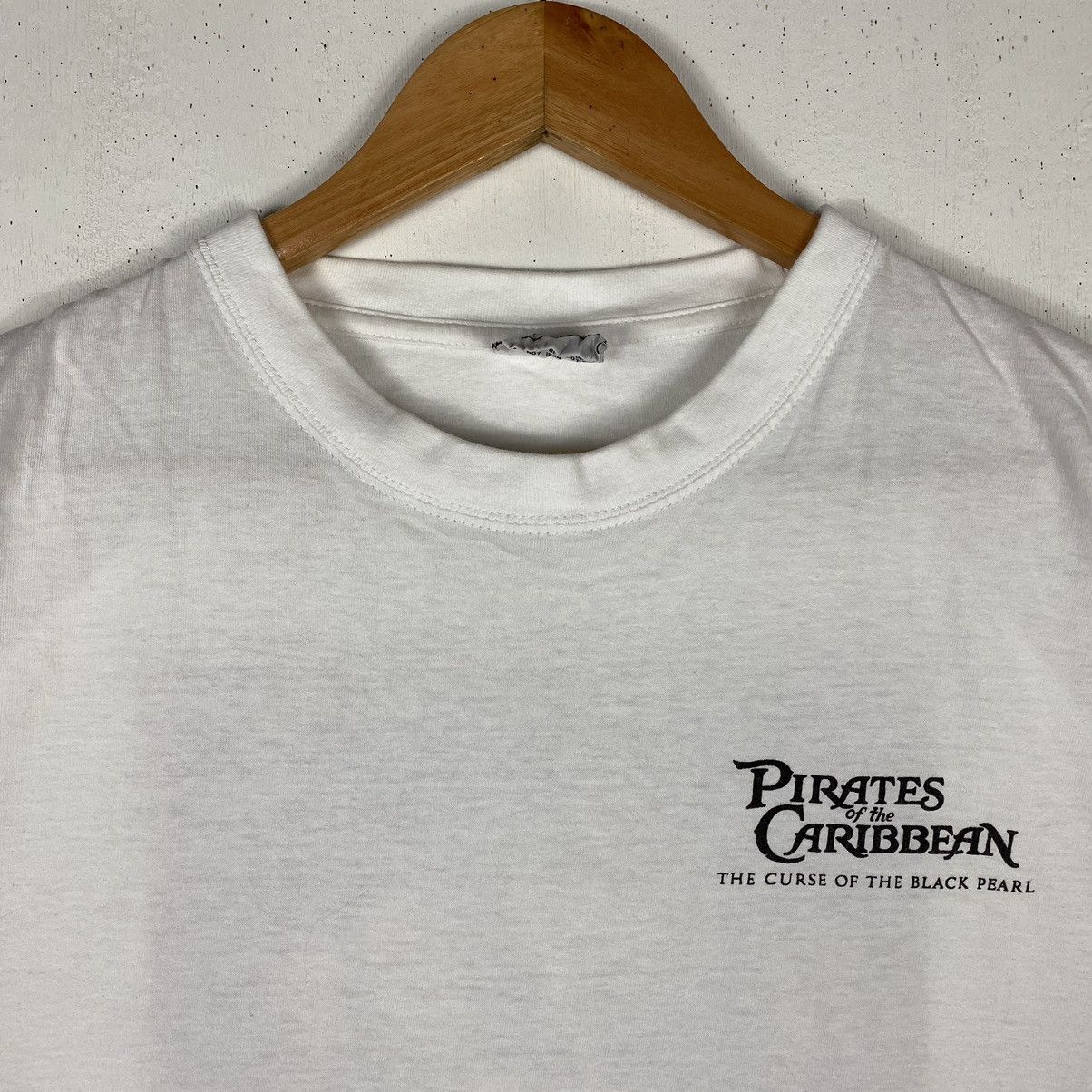 Vintage 2003 PIRATES OF THE CARIBBEAN THE CURSE OF THE BLACK PEARL Size US M / EU 48-50 / 2 - 7 Thumbnail