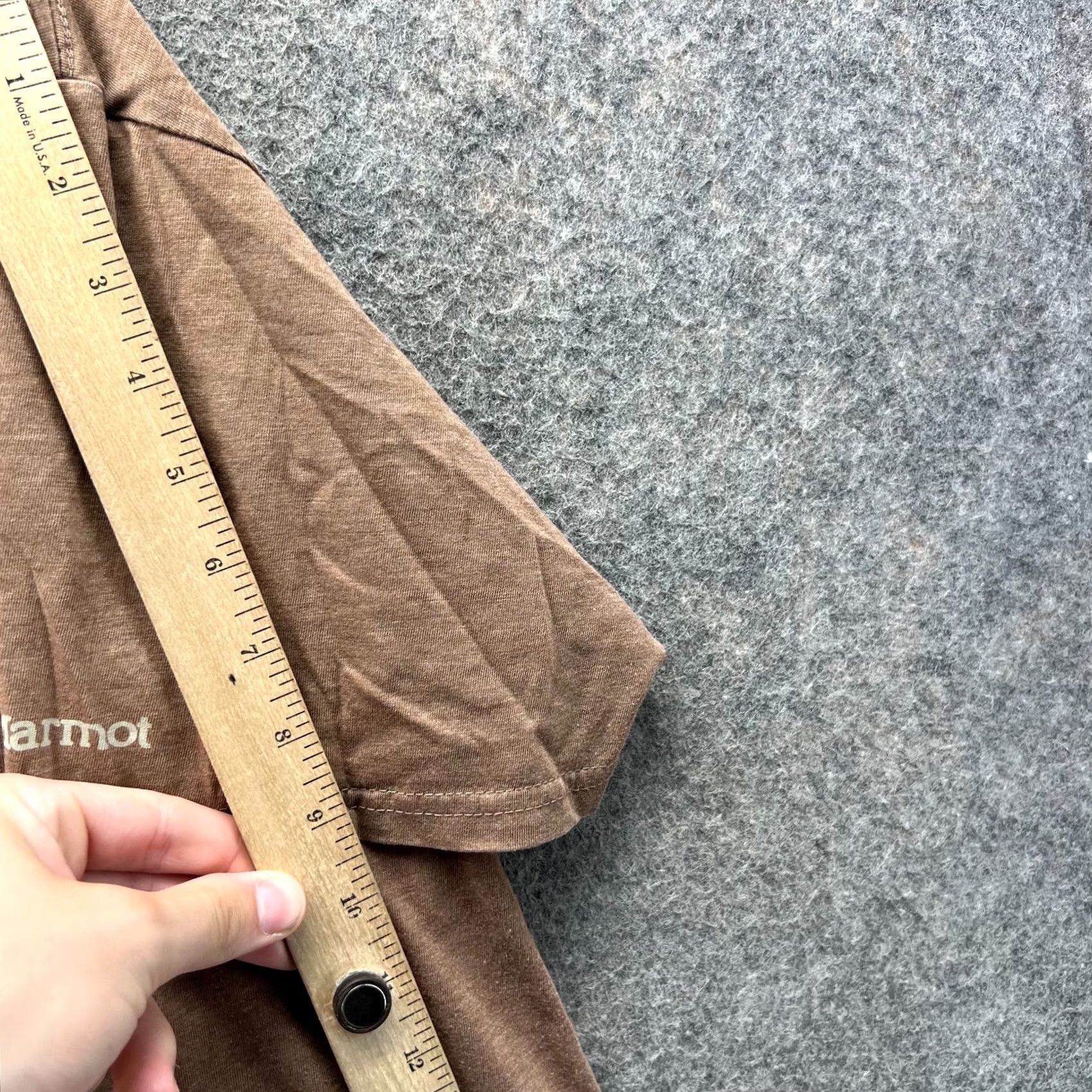 Marmot Marmot Shirt Mens Large Khaki Crewneck Short Sleeve Cotton Logo T-Shirt Beige Outdoor All Seasons Fall Spring Summer Winter Mens Regulated Regular Size US L / EU 52-54 / 3 - 4 Thumbnail