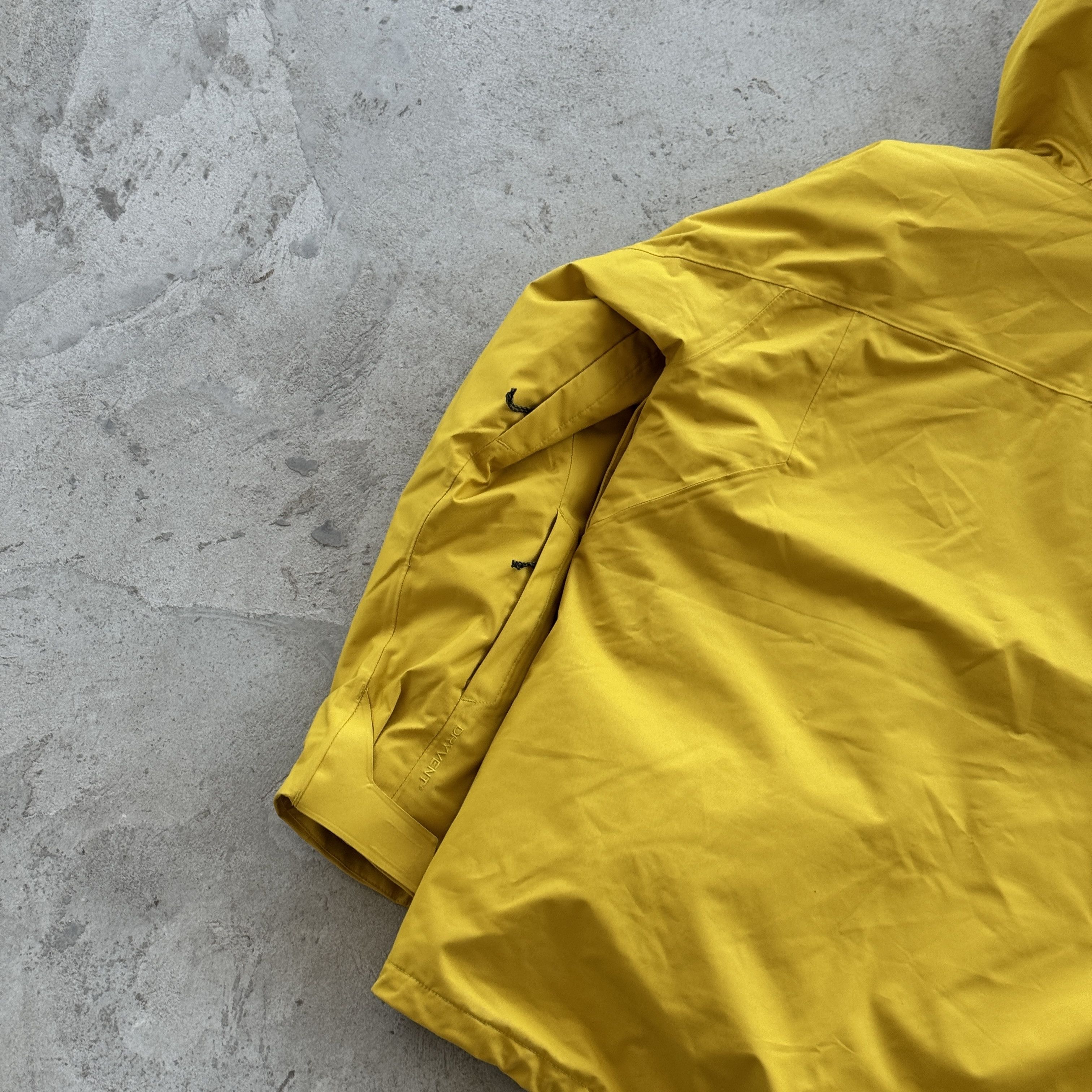 The North Face Vintage The North Face DryVent 3 in 1 Triclimate Jacket Size US L / EU 52-54 / 3 - 8 Thumbnail