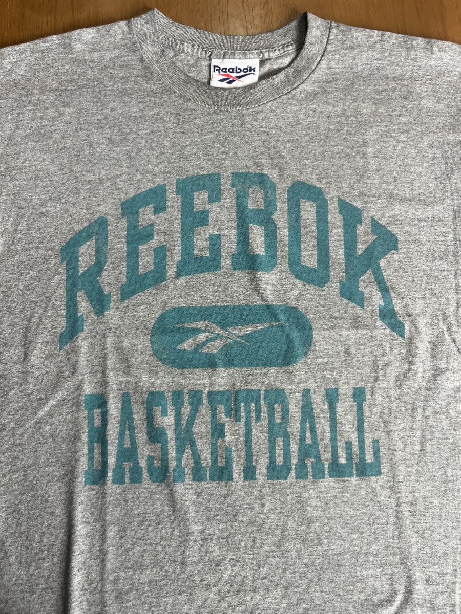 Reebok Vijtage REEBOK BasketBall 90’s Tshirt Size US XL / EU 56 / 4 - 4 Thumbnail