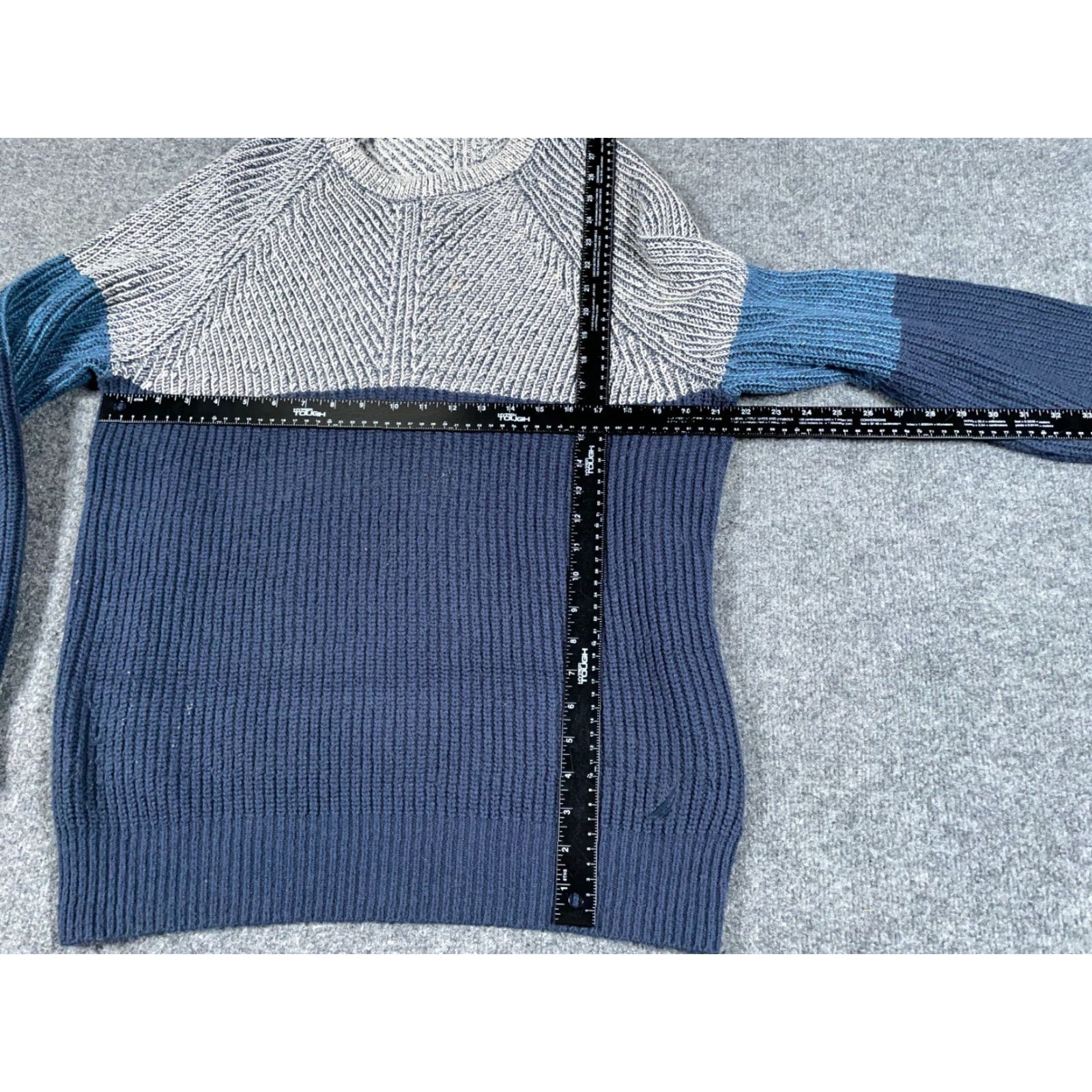 Nautica VINTAGE Nautica Chunky Knit Sweater Adult Large Blue Gray Striped Pullover 90s Retro Mens Size US L / EU 52-54 / 3 - 5 Thumbnail
