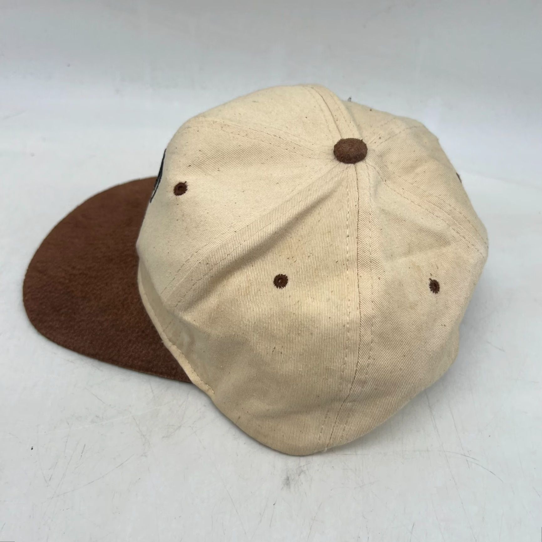 Vintage KC Salty Dog Café Trucker Hat Adult One Size Beige Embroidered Leather Brim Adjustable Cap Mens Size ONE SIZE - 4 Thumbnail