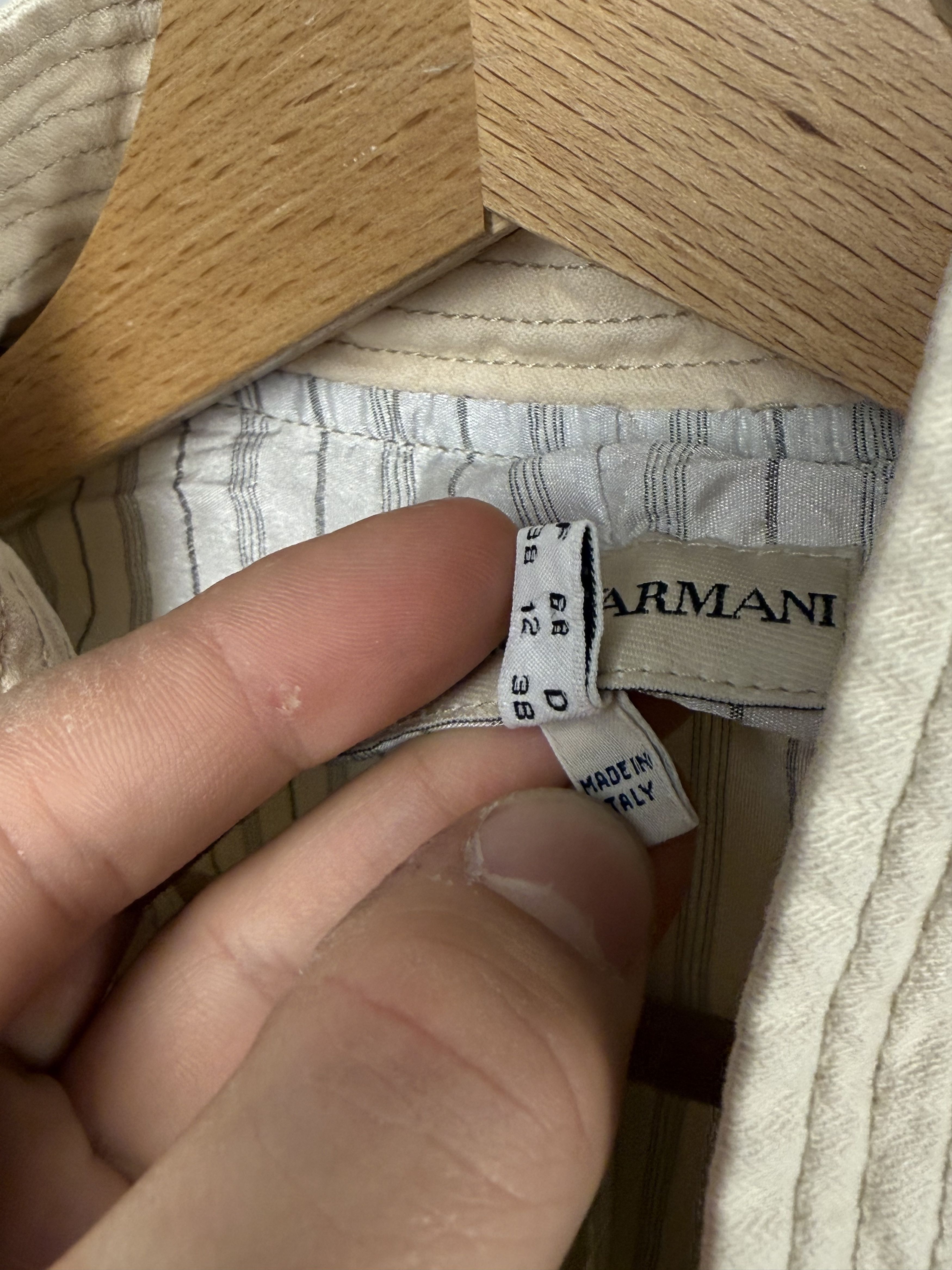 Emporio Armani Vintage 90s Emporio Armani very rare metal clasp trench coat Size M / US 6-8 / IT 42-44 - 7 Thumbnail