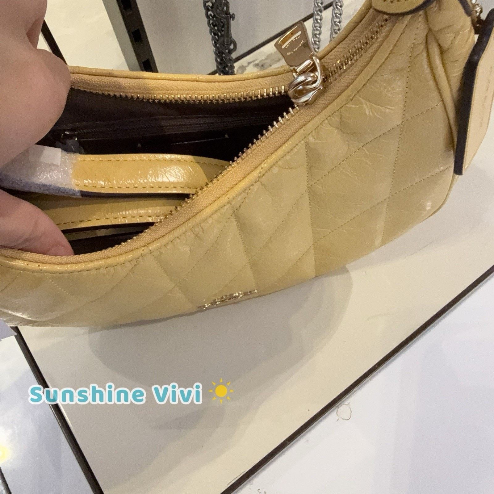 Coach NWT Coach Emily Shoulder Bag Quilting CDX21 leather Yellow Size ONE SIZE - 3 Thumbnail