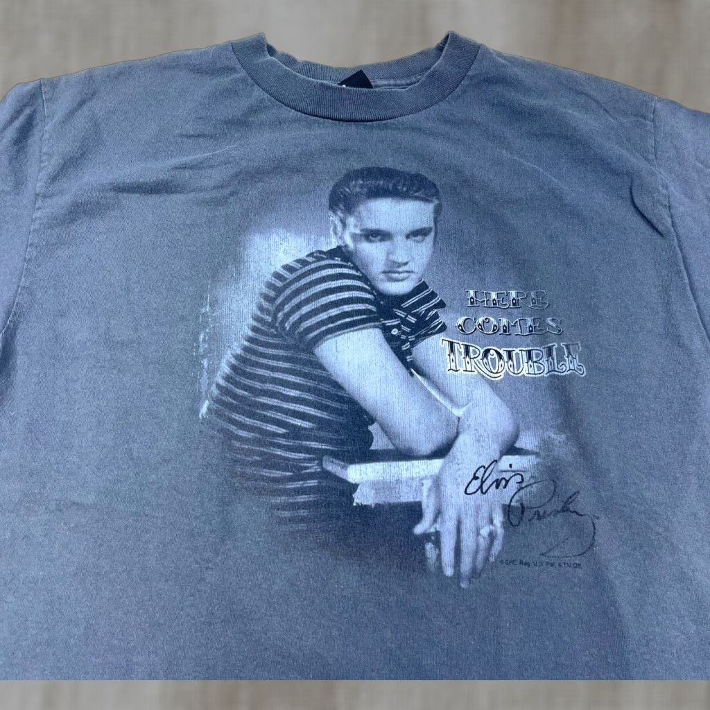 Vintage VINTAGE Graceland Elvis Presley Shirt Men M Gray Band Tee 90s Retro Rock Hipster Music Grunge USA Modern Short Sleeve Crew Neck T-Shirt Size US M / EU 48-50 / 2 - 1 Thumbnail