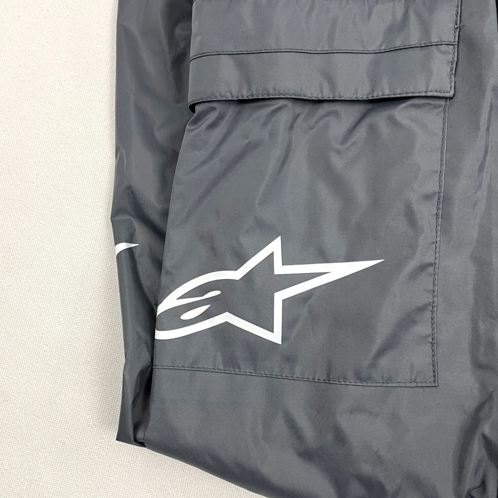 Alpinestars VINTAGE Alpinestars Pants Male M x 32 Gray Black Windbreaker Shirt City Casual Speeding Street Racing Men Mens Size US 31 - 2 Thumbnail