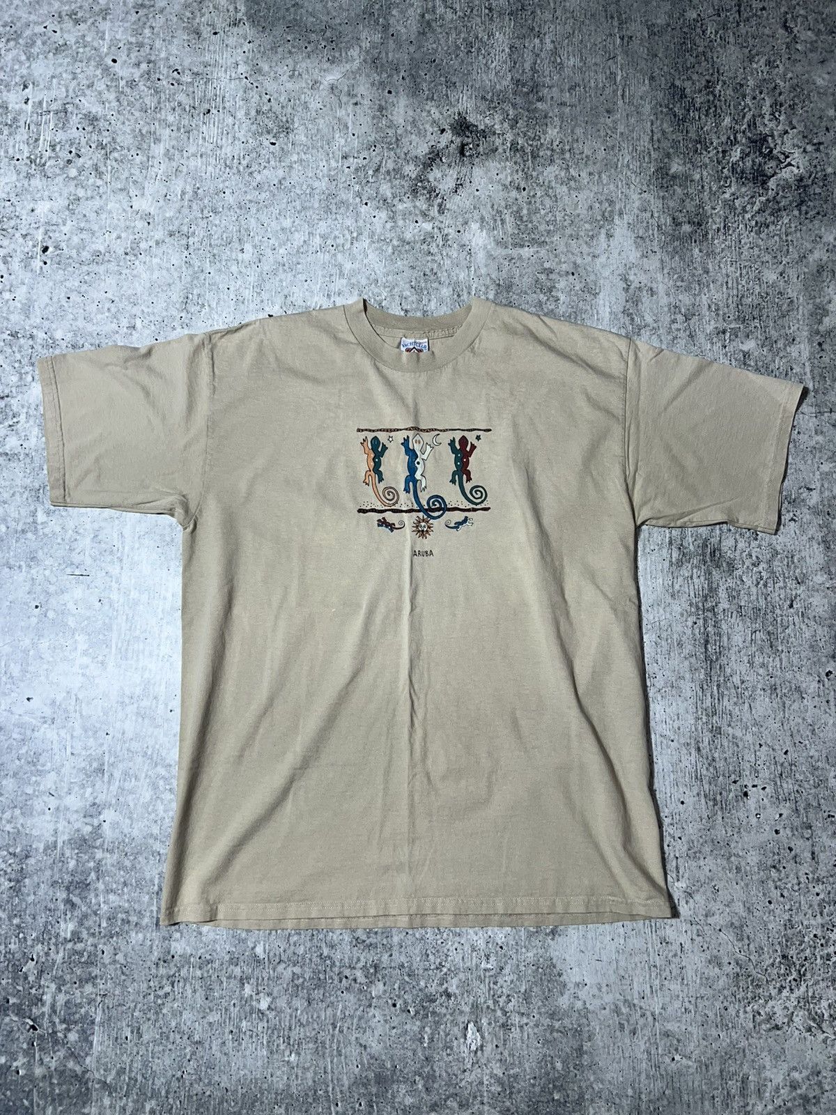 Vintage Vintage Y2K Aruba Graphic Tee Size US XXL / EU 58 / 5 - 1 Thumbnail