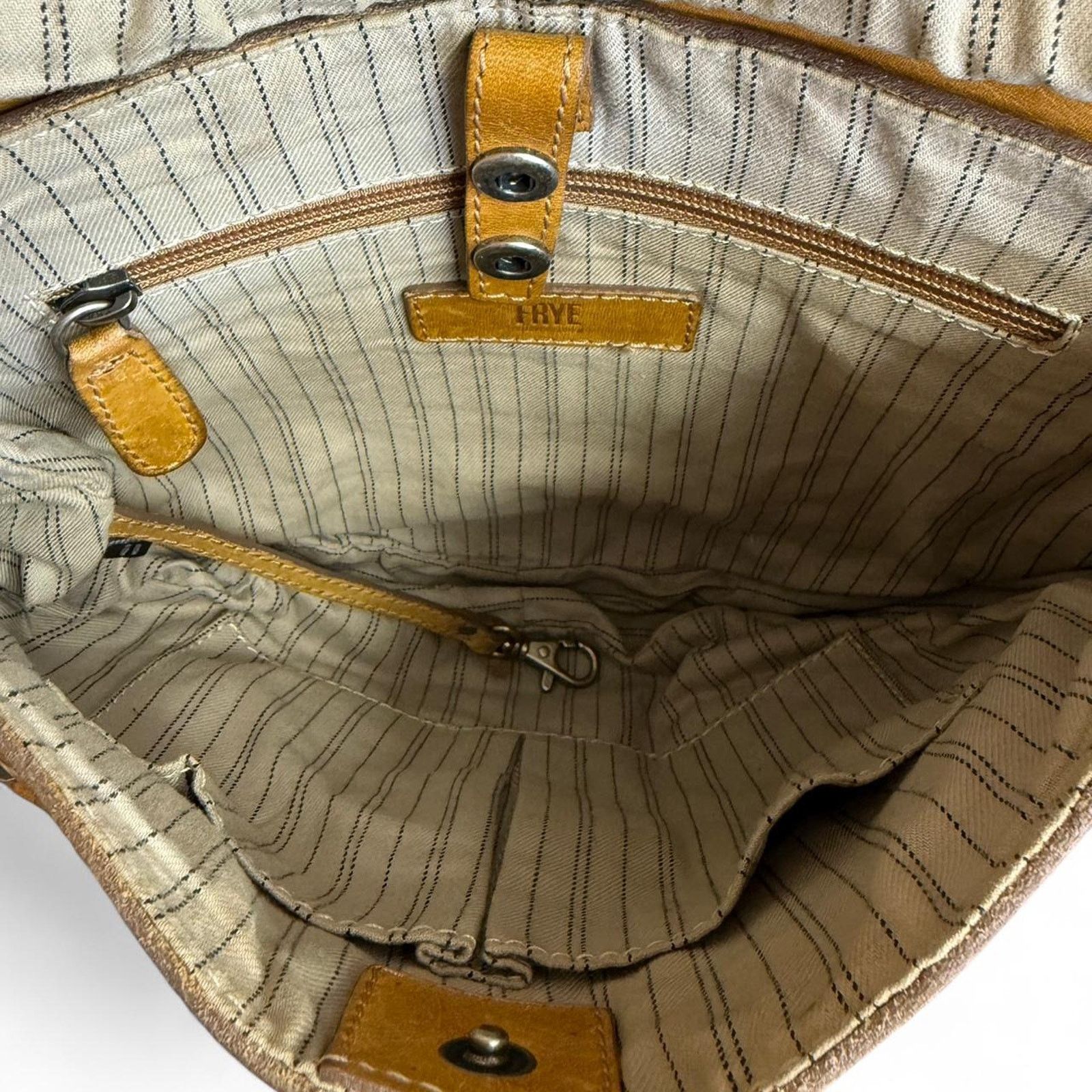 Frye Frye Lucy Leather Saddle Crossbody Bag Size ONE SIZE - 6 Thumbnail