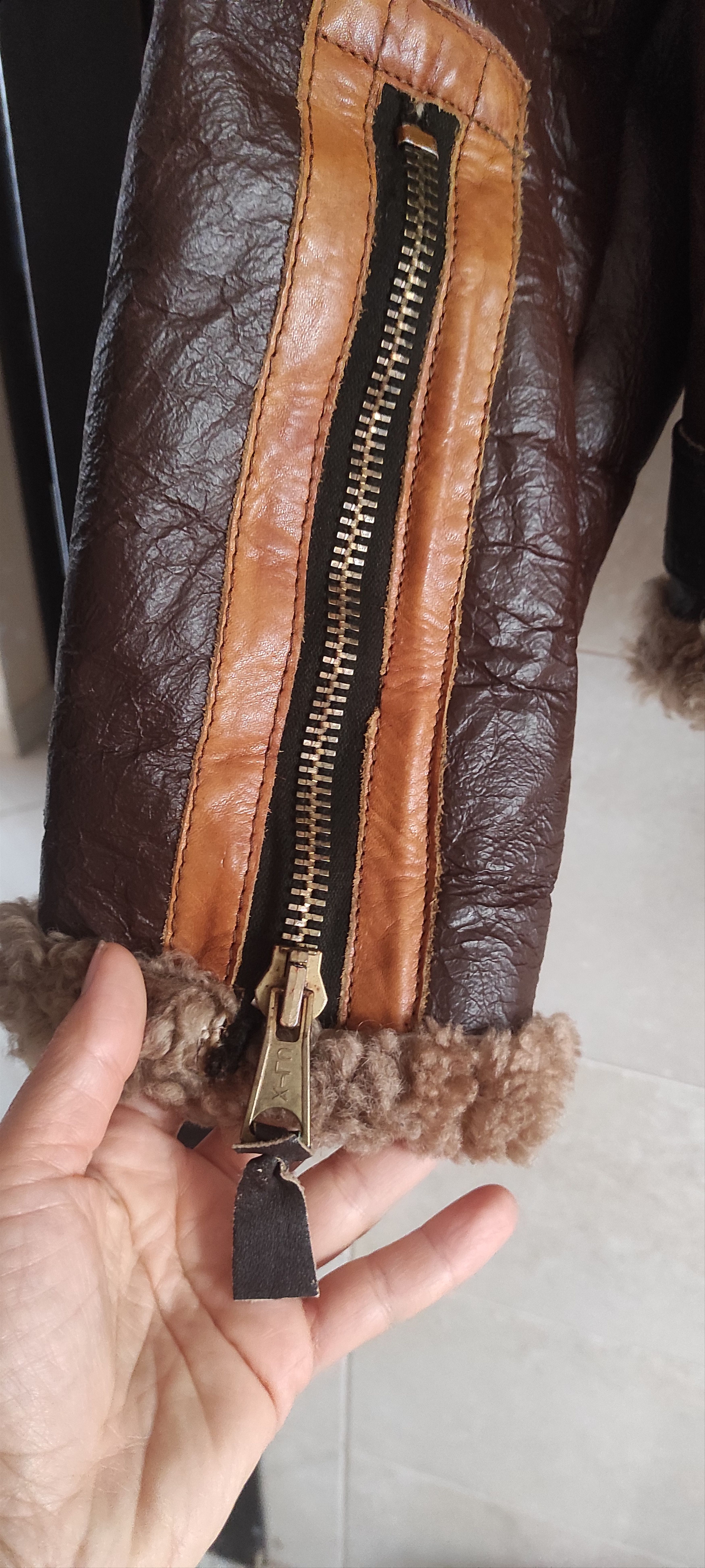 Other Bomber Flying Genuine Sheepskin Leather Fur Jacket Size US L / EU 52-54 / 3 - 13 Thumbnail