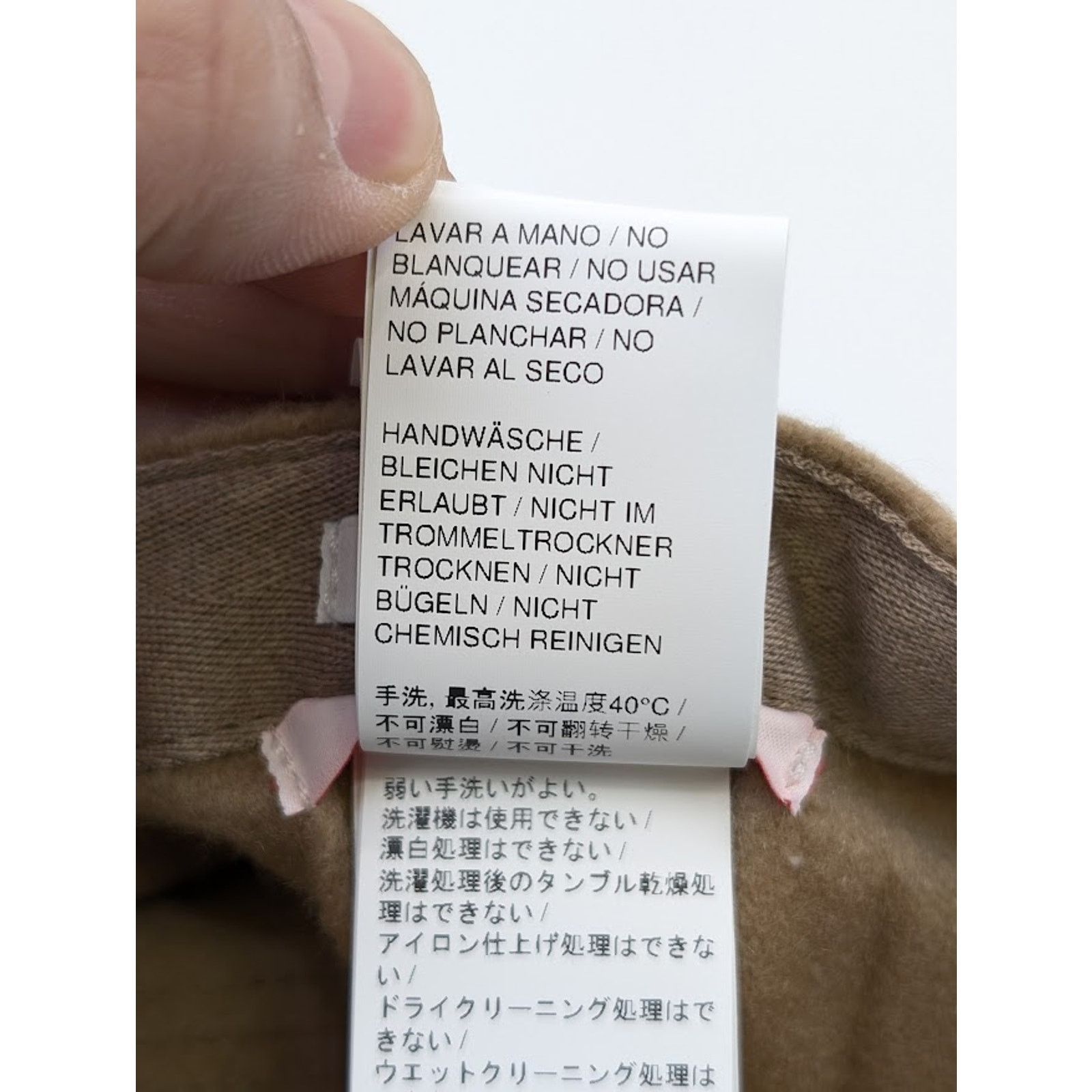 Off-White o1rshd1 Q:4 / Size: OS / Cashmere Nylon Baseball Cap / Hat Size ONE SIZE - 20 Thumbnail