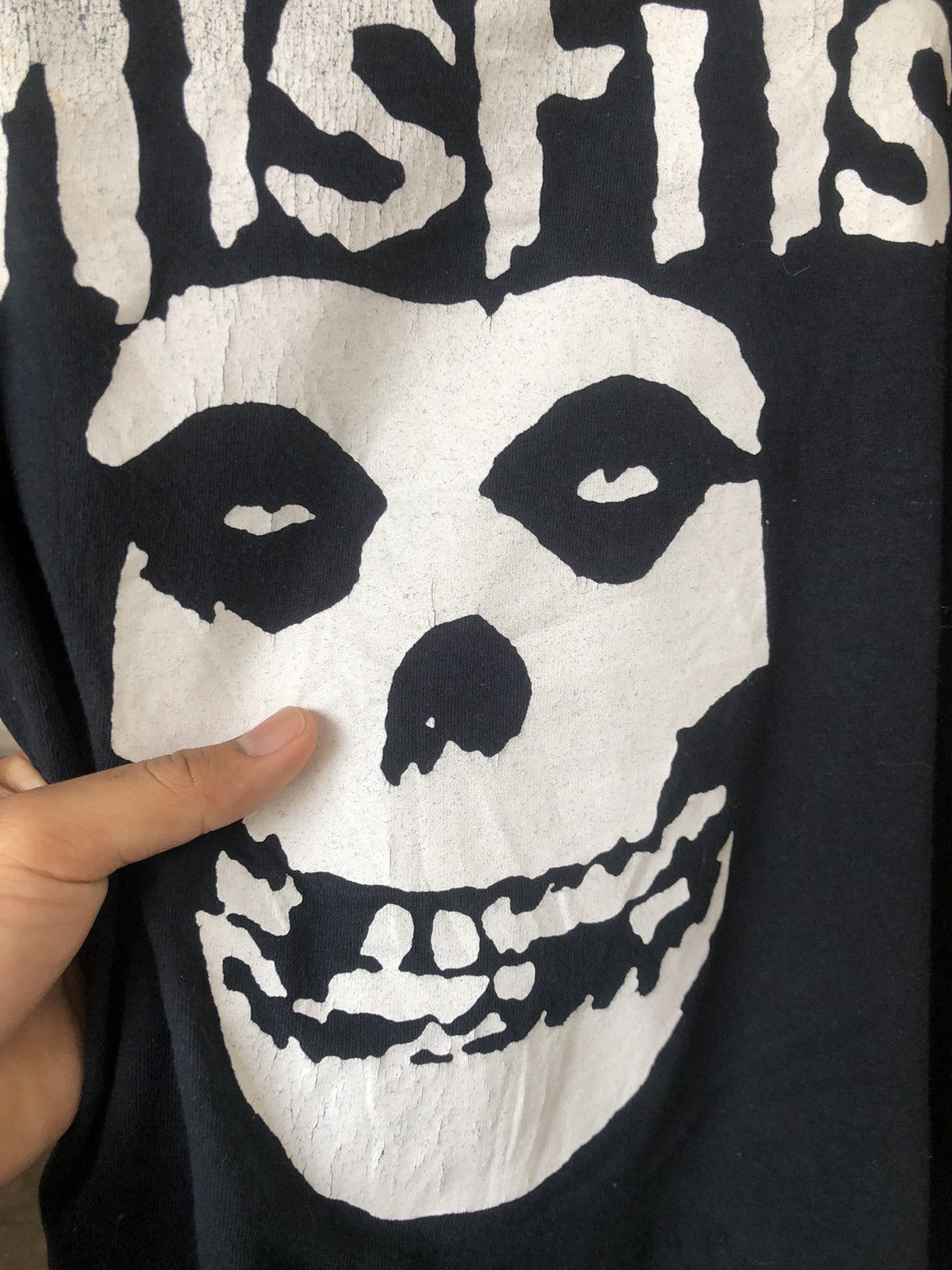 Misfits Rare Vintage Misfits Bondage Punk Distressed Tshirt Size US S / EU 44-46 / 1 - 11 Thumbnail