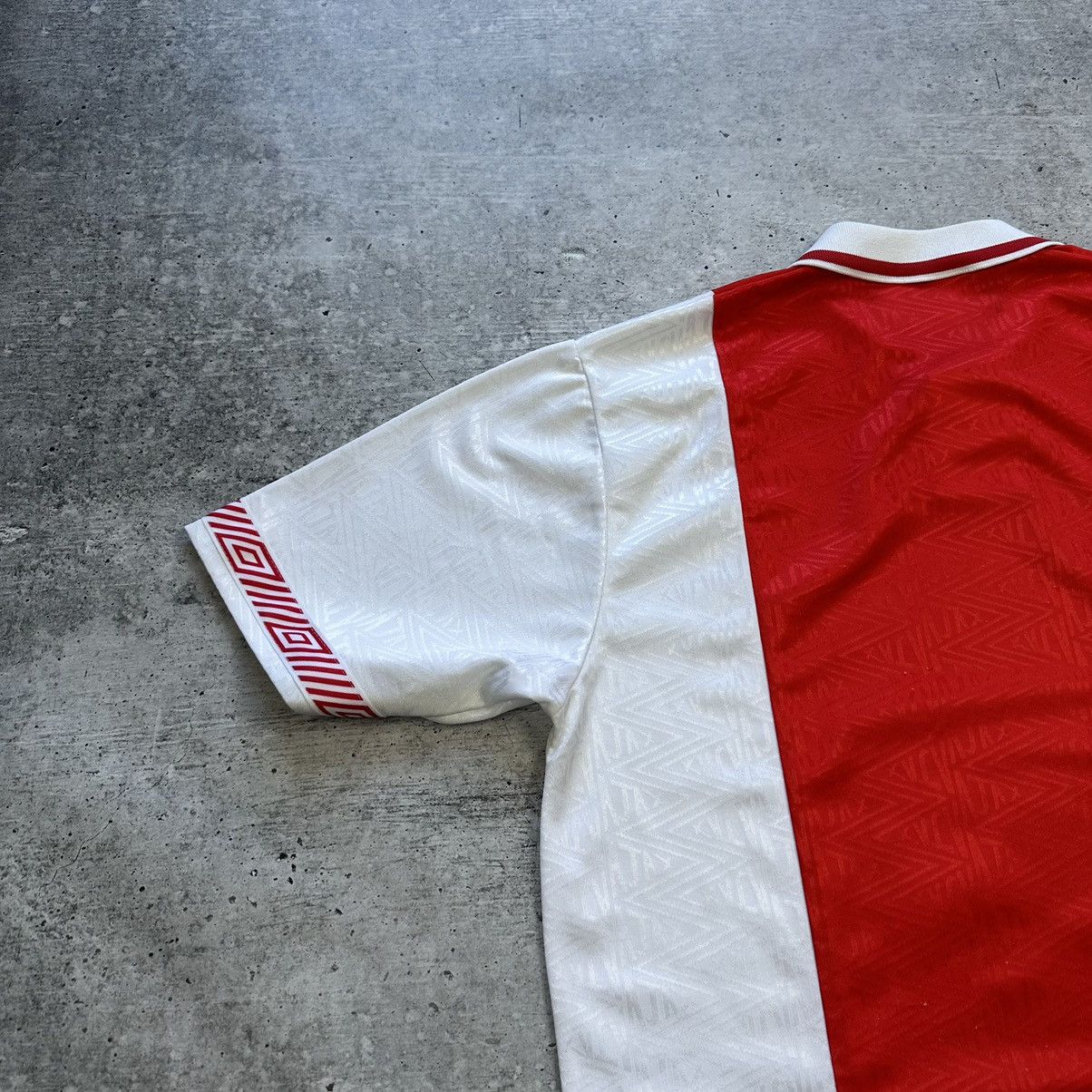 Umbro Vintage Umbro Ajax 1991-1993 Soccer Jersey Size US XL / EU 56 / 4 - 14 Thumbnail