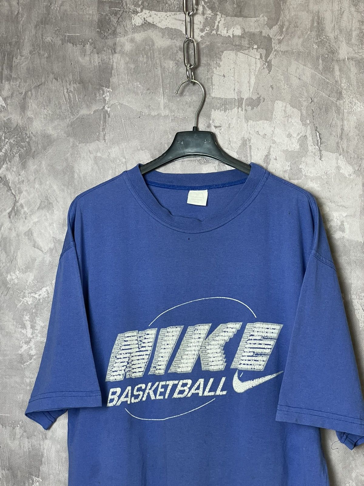 Nike × Vintage Y2K Vintage NIKE Basketball Spell Out Big Logo T-Shirt SizeL Size US L / EU 52-54 / 3 - 2 Thumbnail