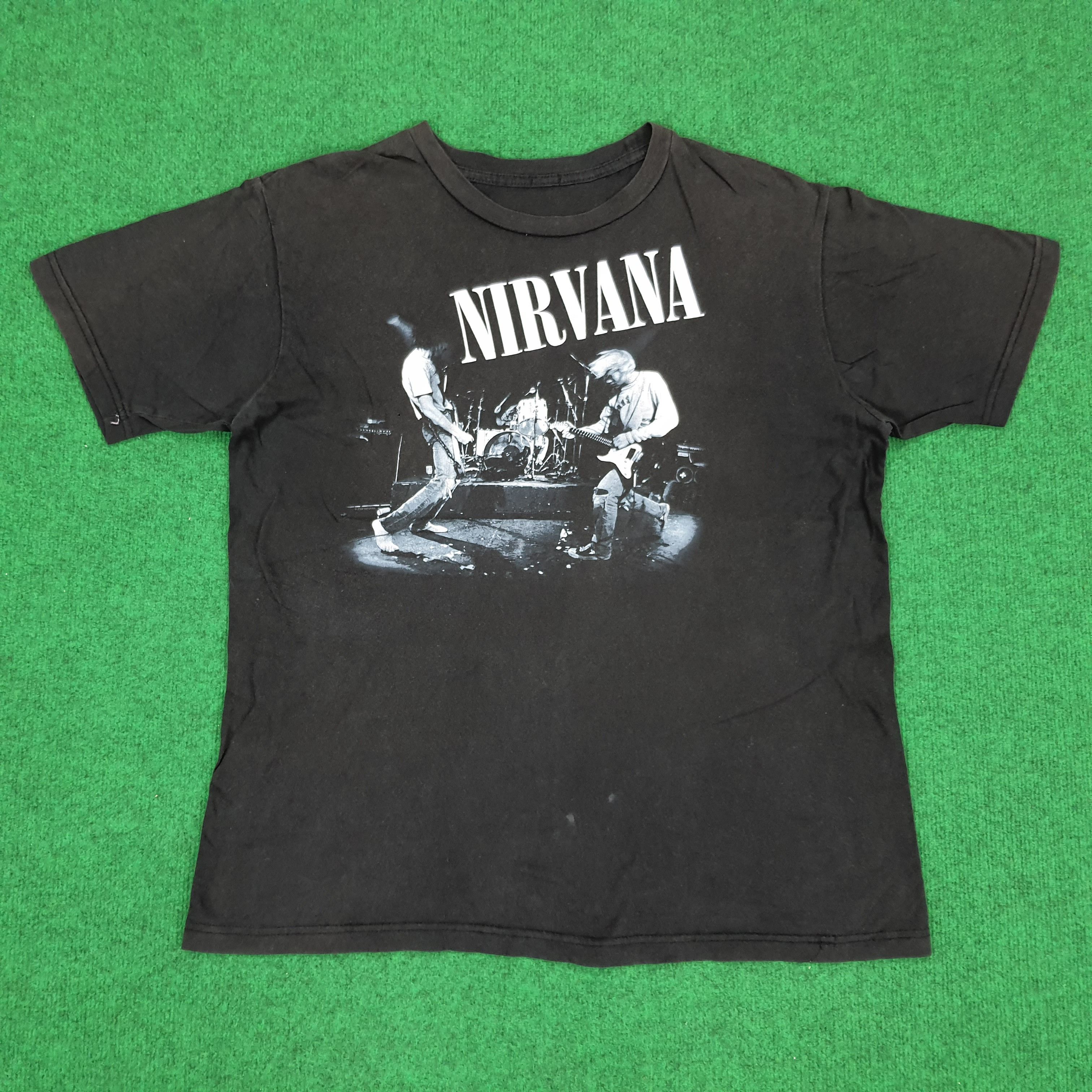 Band Tees × Nirvana Vintage Nirvana Band T-shirt Size US L / EU 52-54 / 3 - 1 Thumbnail