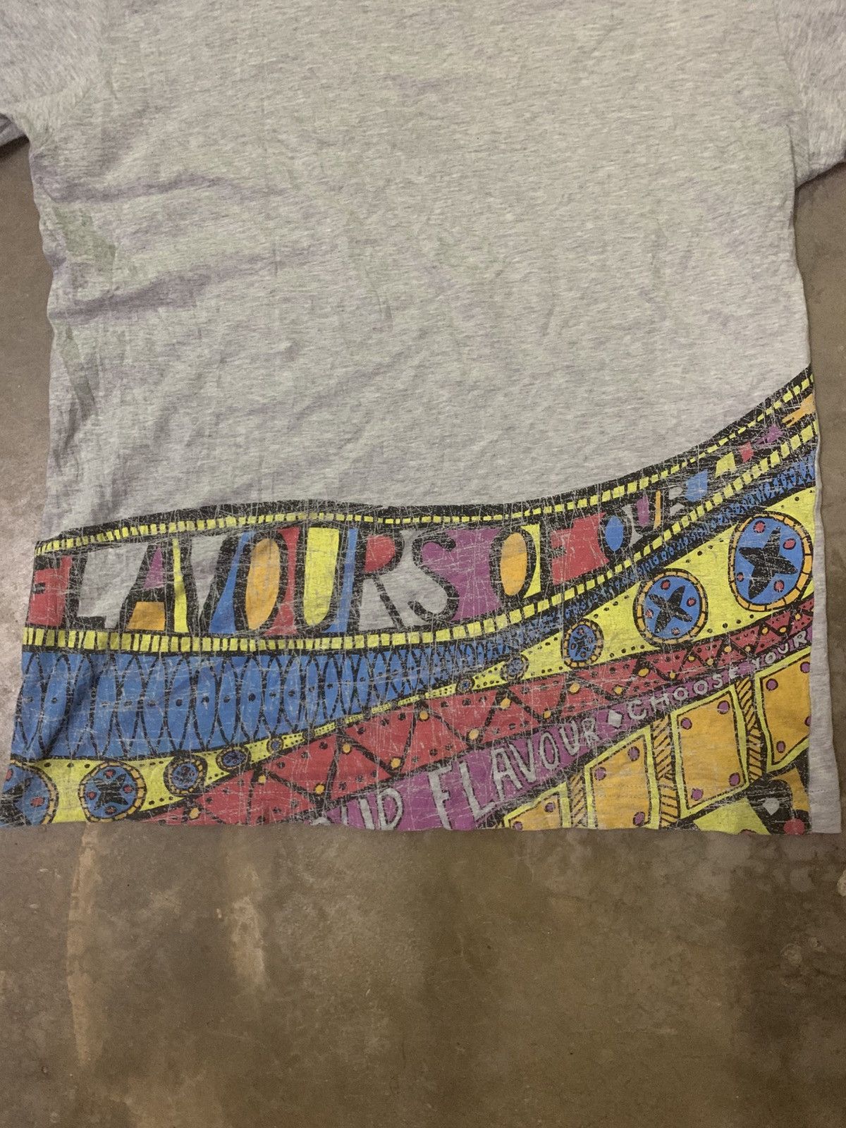 Chocolate Uniqlo X Chupa Chups Tee Size US S / EU 44-46 / 1 - 6 Thumbnail