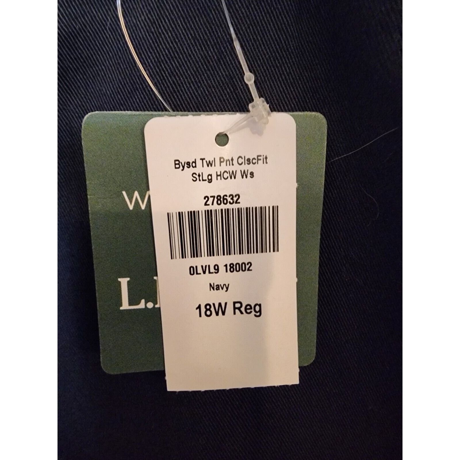 L.L. Bean NWT L.L. Bean Navy Classic Fit Twill Pants Women’s 18W Size 40" / US 18 - 6 Thumbnail