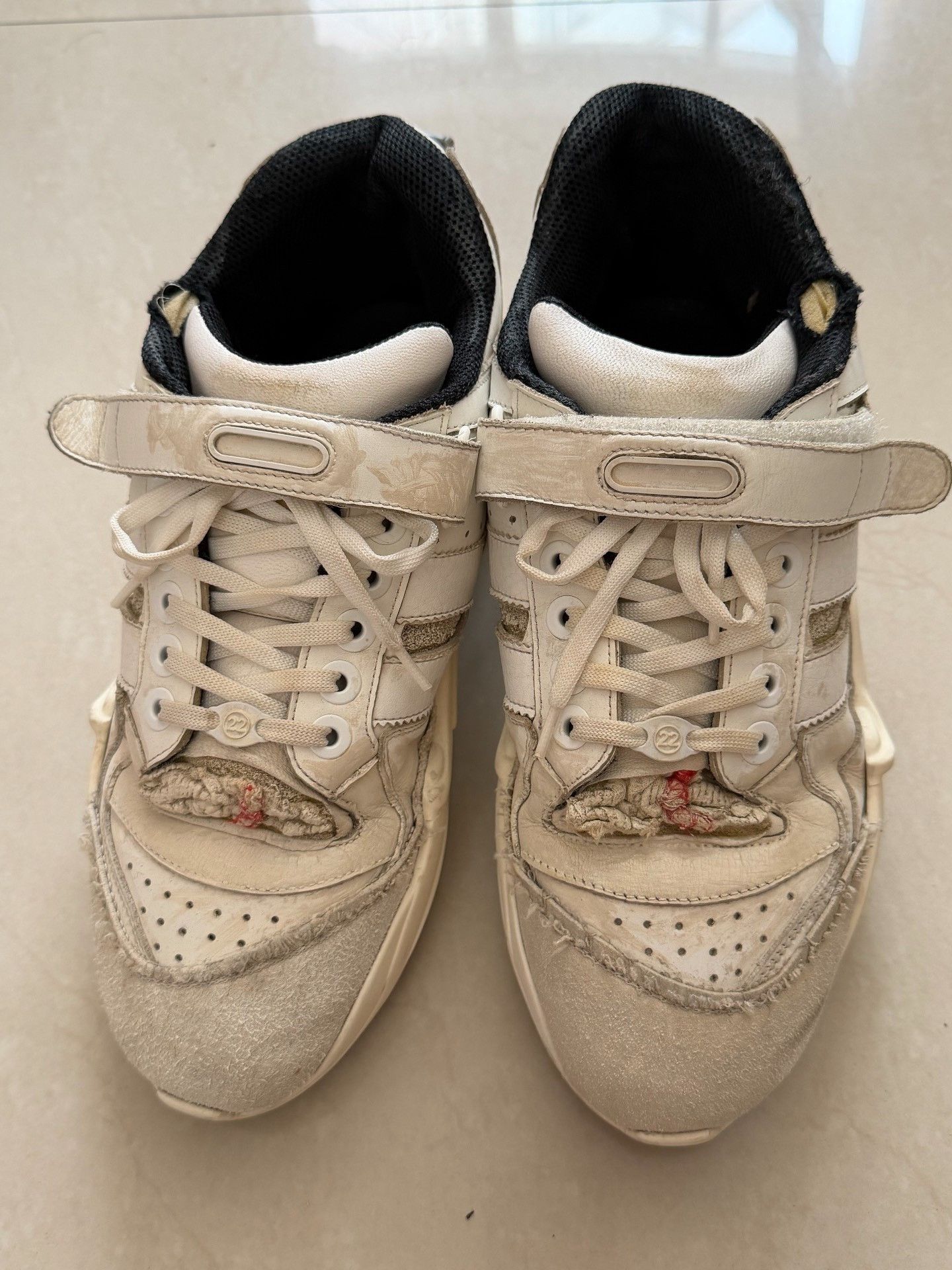 Maison Margiela Maison Margiela Retro Distressed Dad Sneakers Size US 9 / EU 42 - 1 Thumbnail