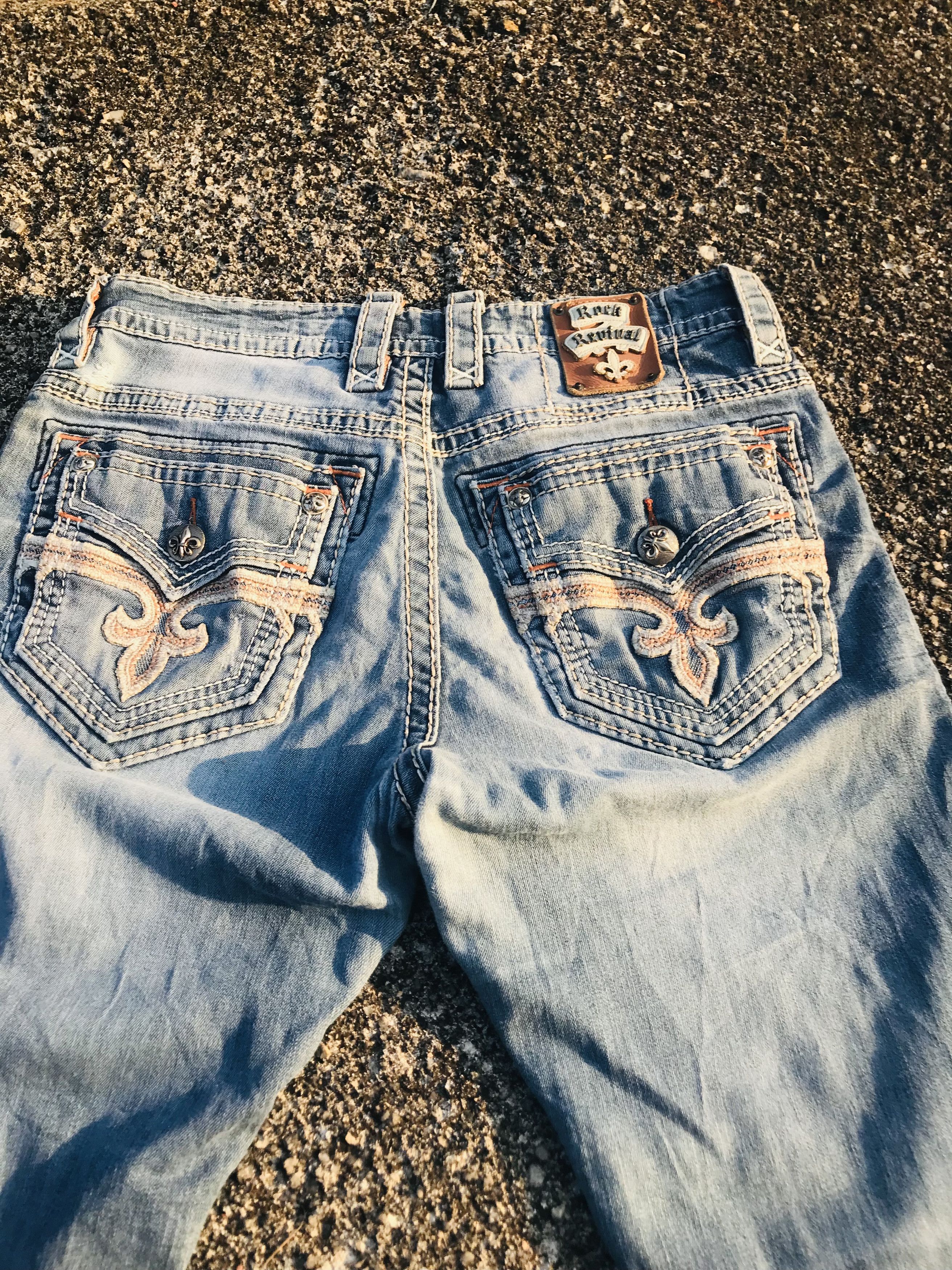 Rock Revival Double pocket Rock Revival distressed flared jeans Size US 33 - 5 Thumbnail