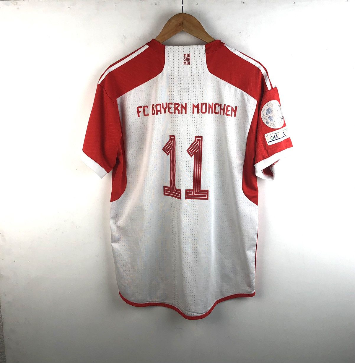 Adidas × Vintage Vintage adidas soccer jersey FC BAYER MUNCHEN large jersey Size US L / EU 52-54 / 3 - 9 Thumbnail