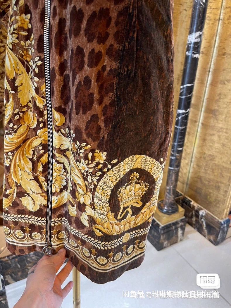 Versace Versace Baroque velvet vest dress Size M / US 6-8 / IT 42-44 - 4 Thumbnail