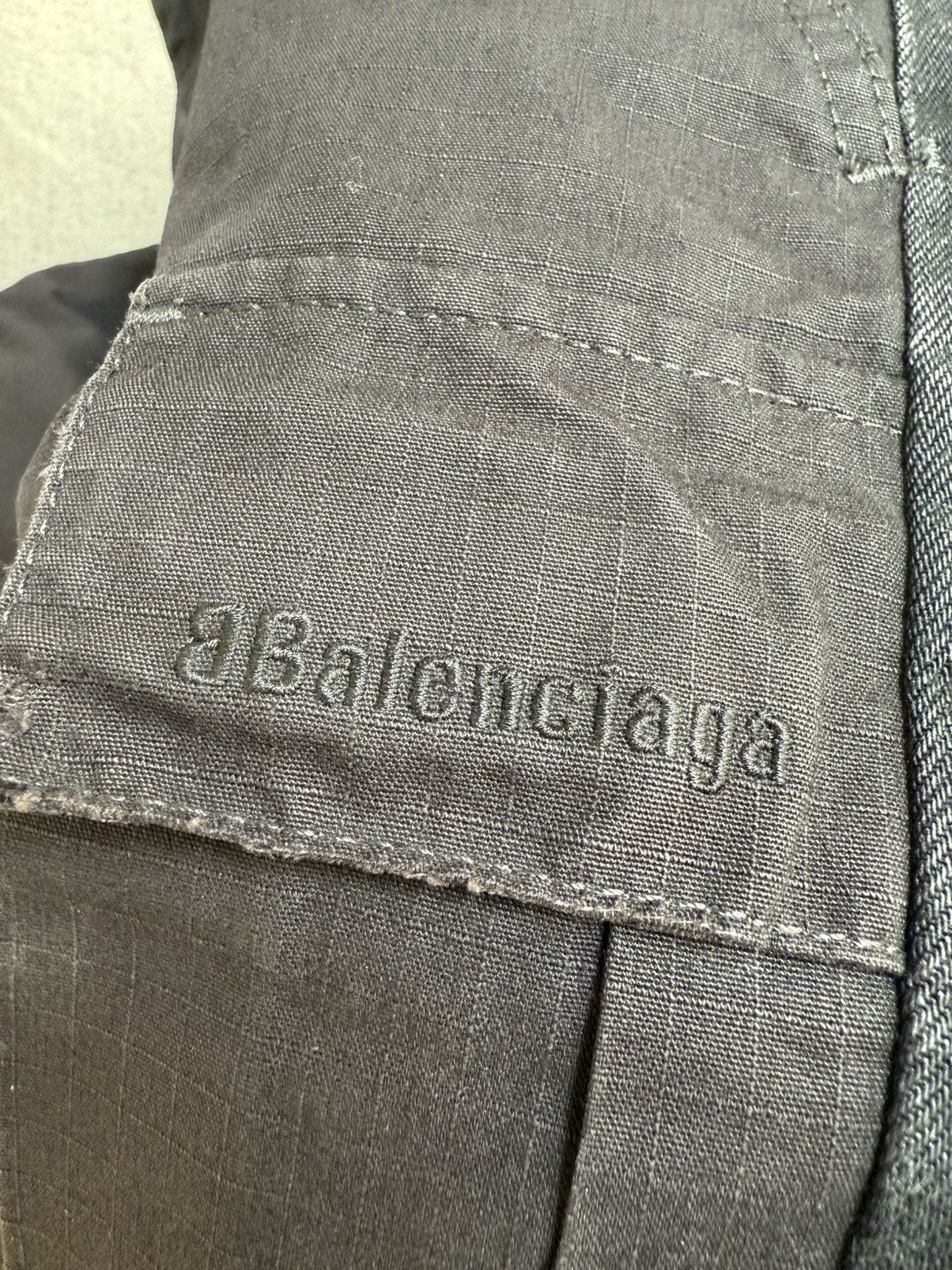 Balenciaga Balenciaga Hybrid Cargo Pants Size US 30 / EU 46 - 8 Thumbnail
