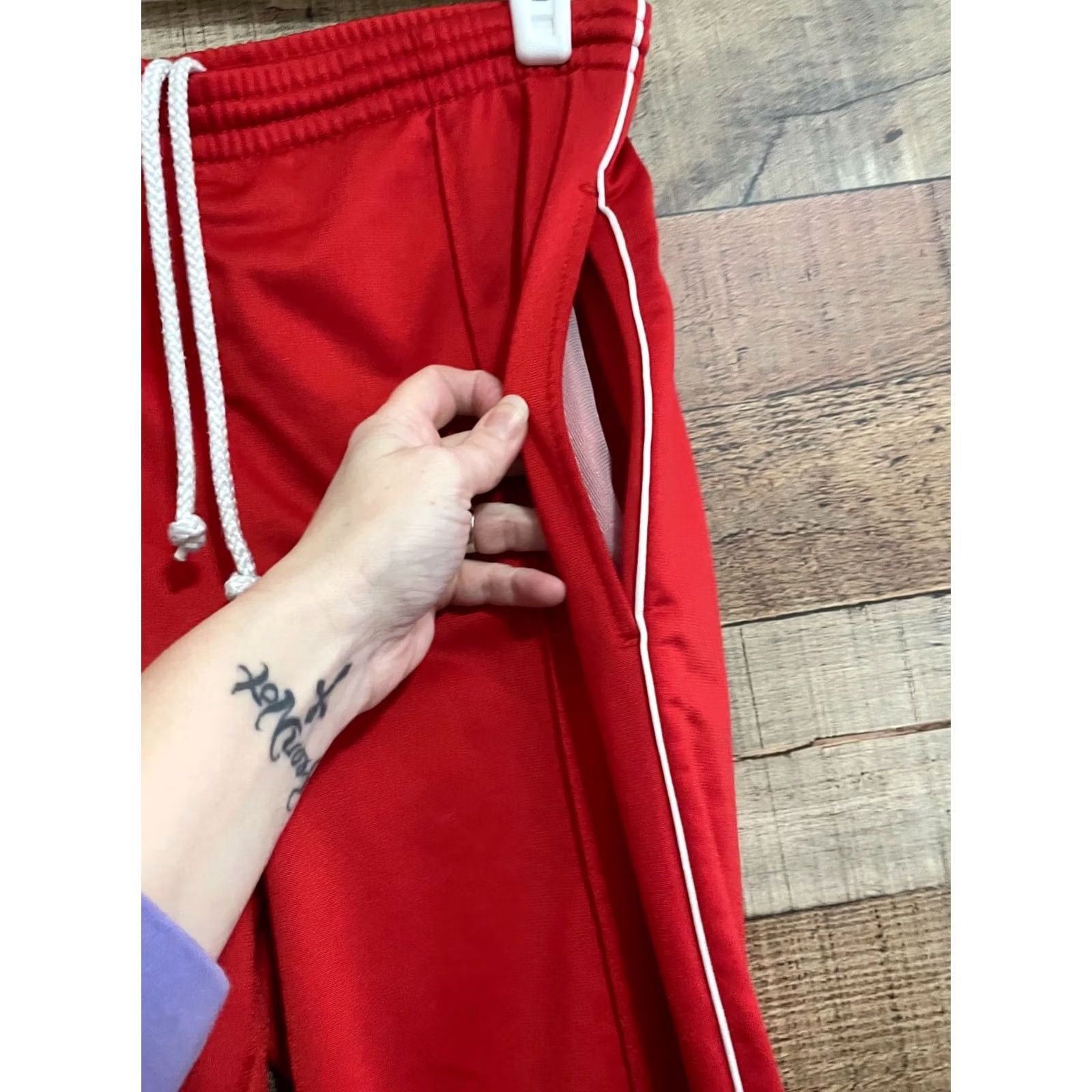 Nike VINTAGE Nike Men's Track Pants Gray Tag Red XS Ankle Zipper Activewear 80s 90s Running Size US 27 - 6 Thumbnail