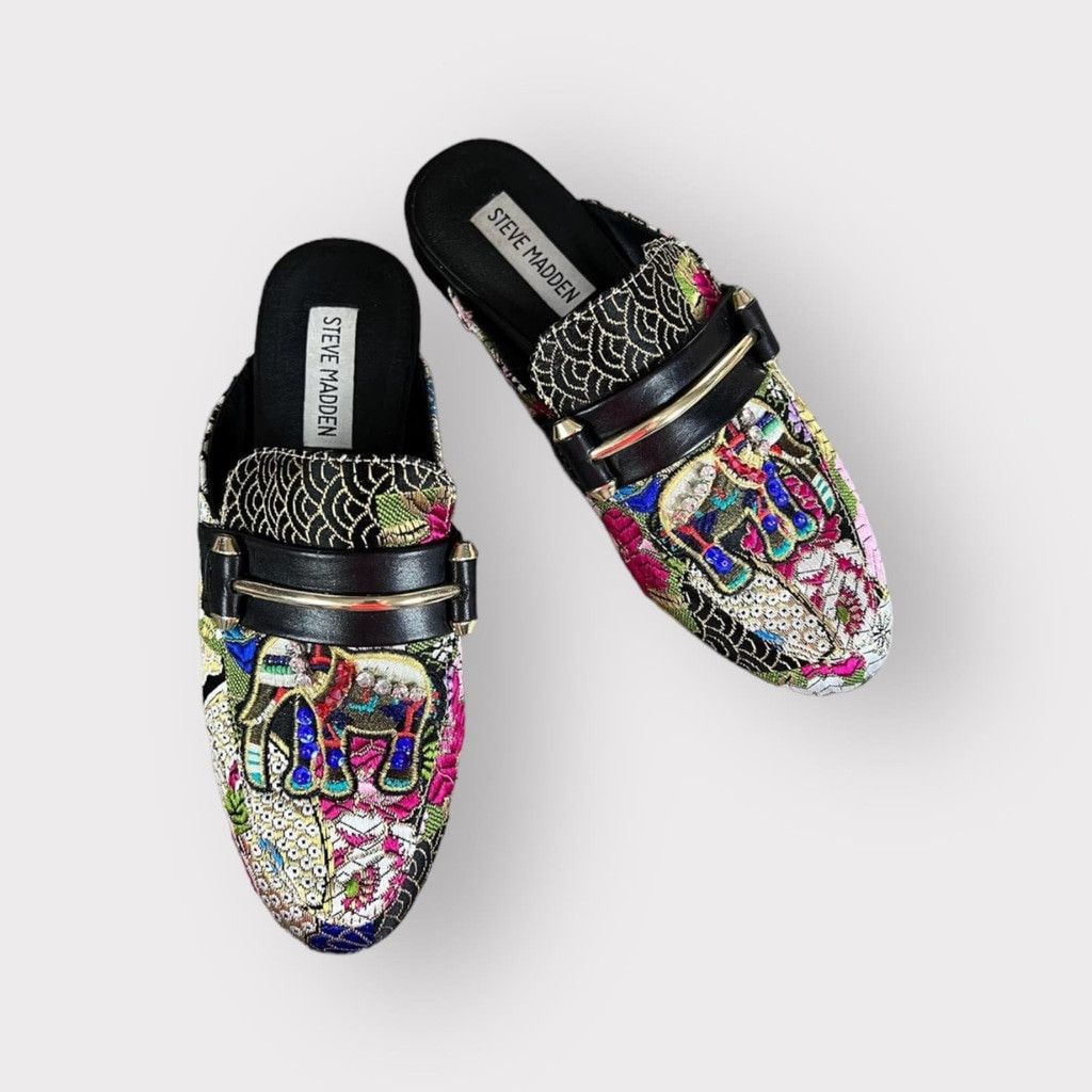 Steve Madden Steve Madden Womens 5.5 Kera Elephant Mules Embellished Flat Size US 5.5 / IT 35.5 - 1 Thumbnail