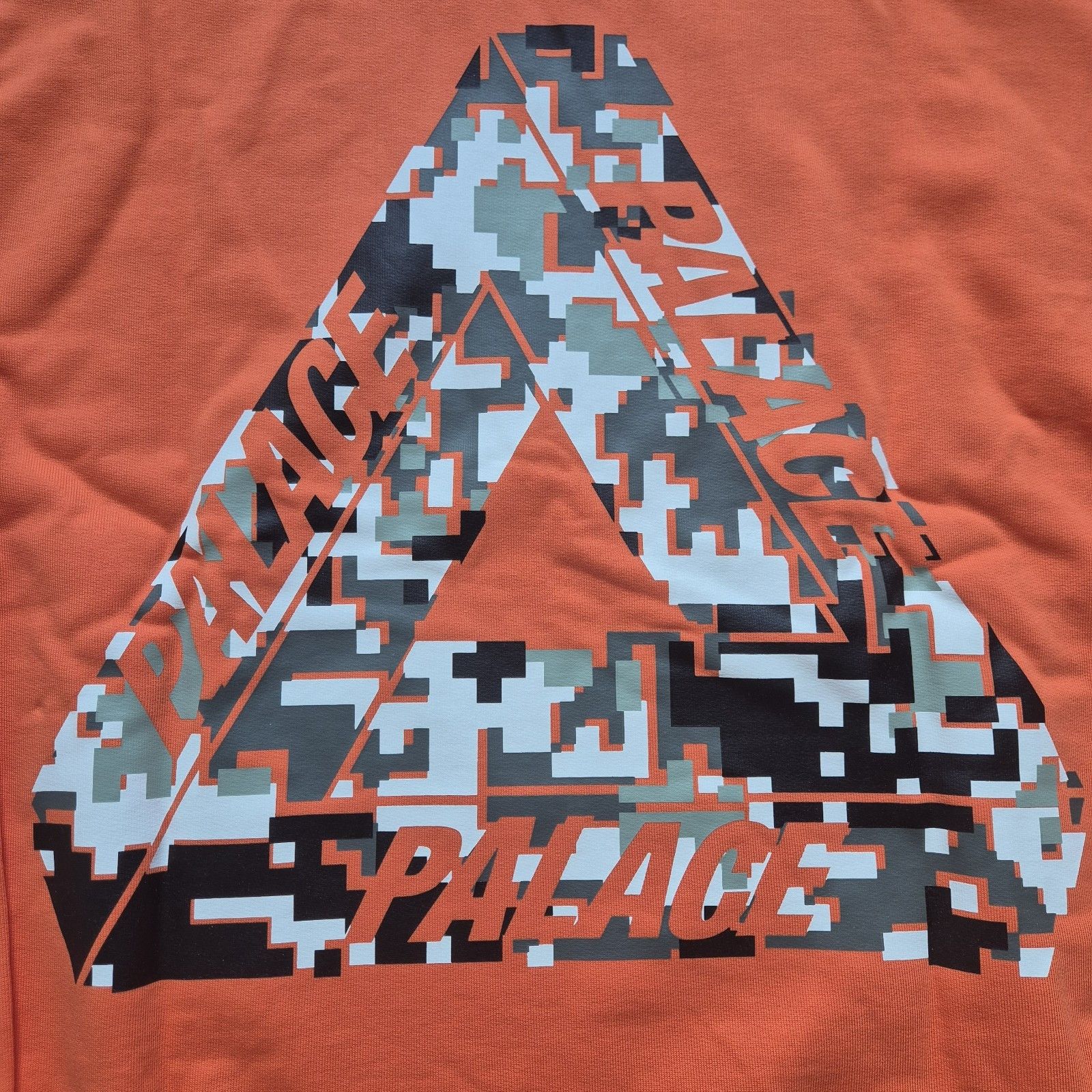 Palace Palace Tri-Digi Hood Orange Medium Brand New FW22 Size US M / EU 48-50 / 2 - 9 Thumbnail