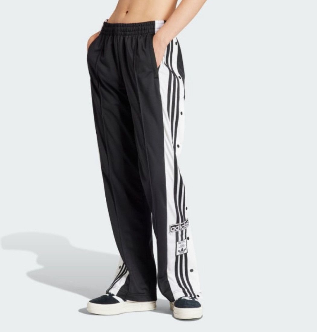 Adidas Sweatpants adidas adibreak size 34-38 Size 26" / US 2 / IT 38 - 1 Thumbnail