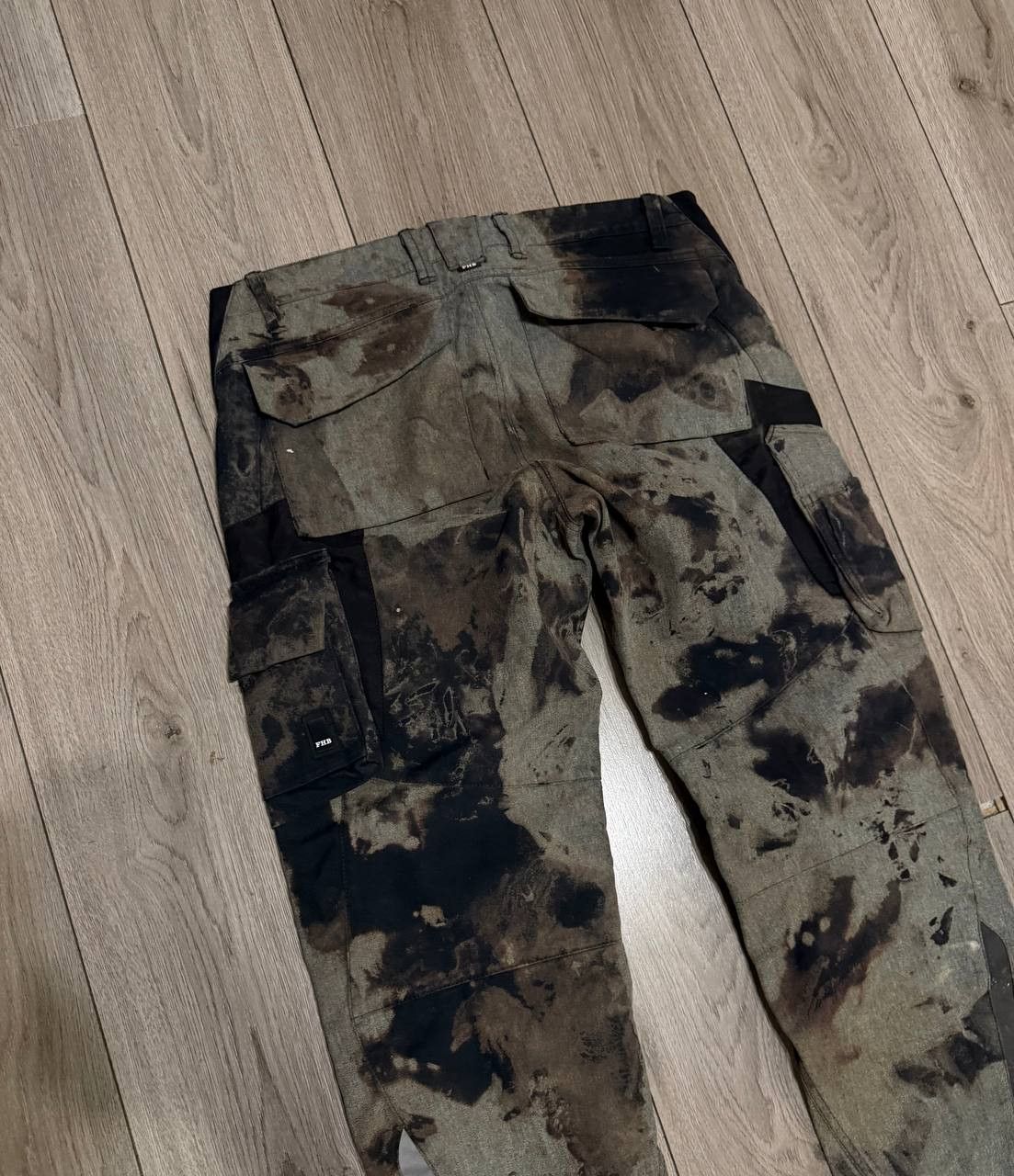 Other Crazy FHB Double Zip RealTree Cargo Pants W36 L34 Size US 36 / EU 52 - 9 Thumbnail