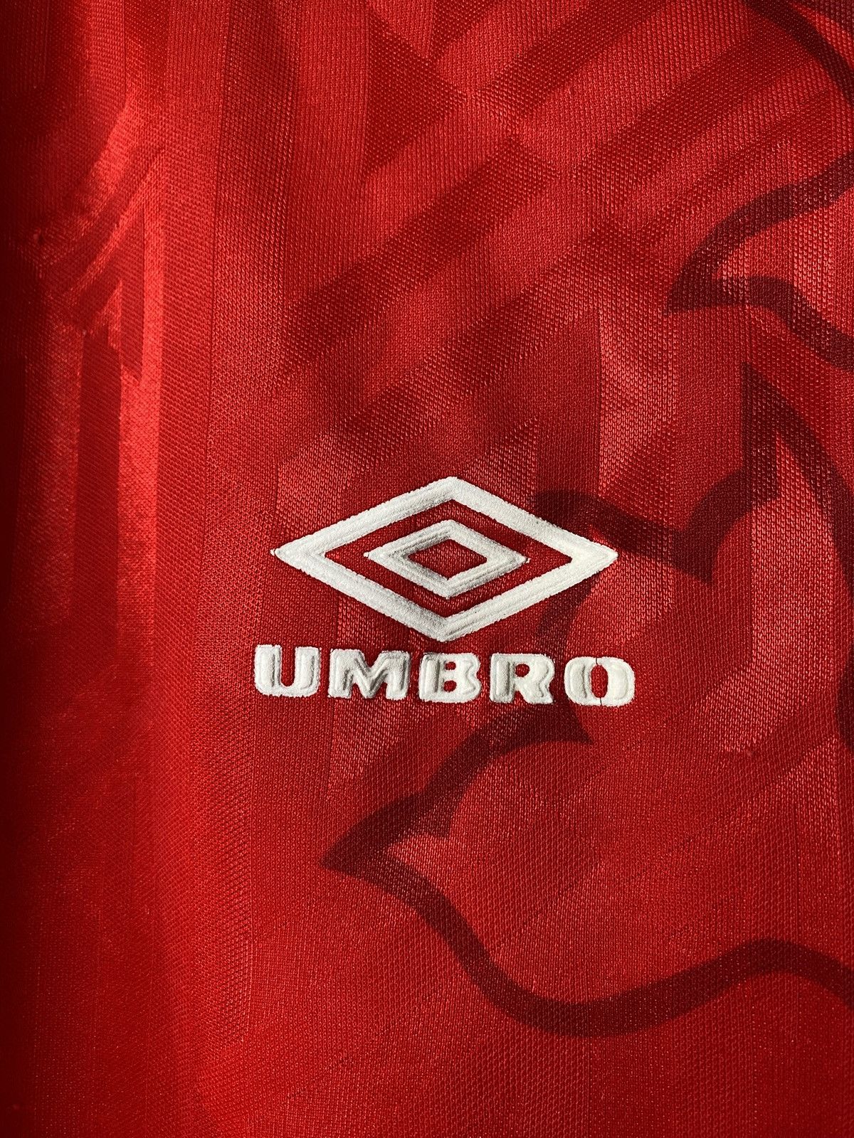 Umbro Wales Umbro Home Jersey Red Dragon Vintage Football Shirt Size US L / EU 52-54 / 3 - 4 Thumbnail