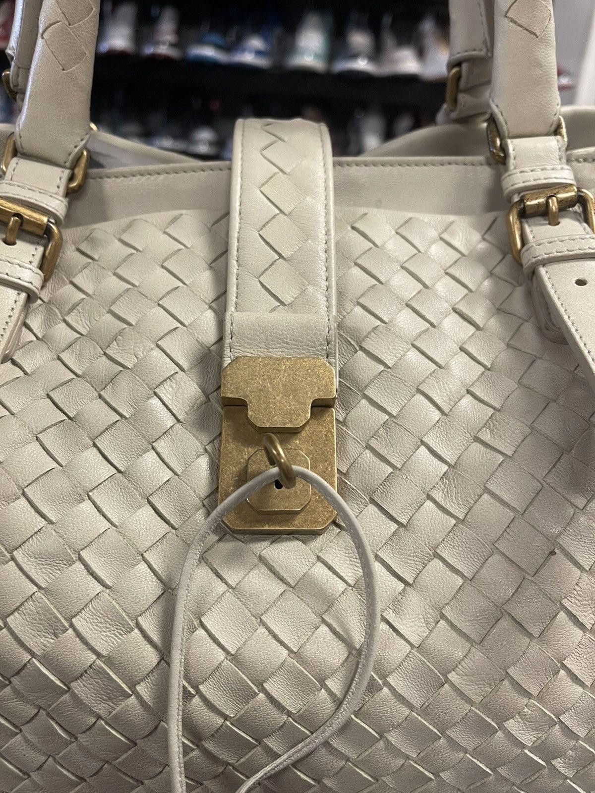 Bottega Veneta Bottega Venta Nappa Intrecciato Medium Roma Tote Marmo Size ONE SIZE - 4 Thumbnail
