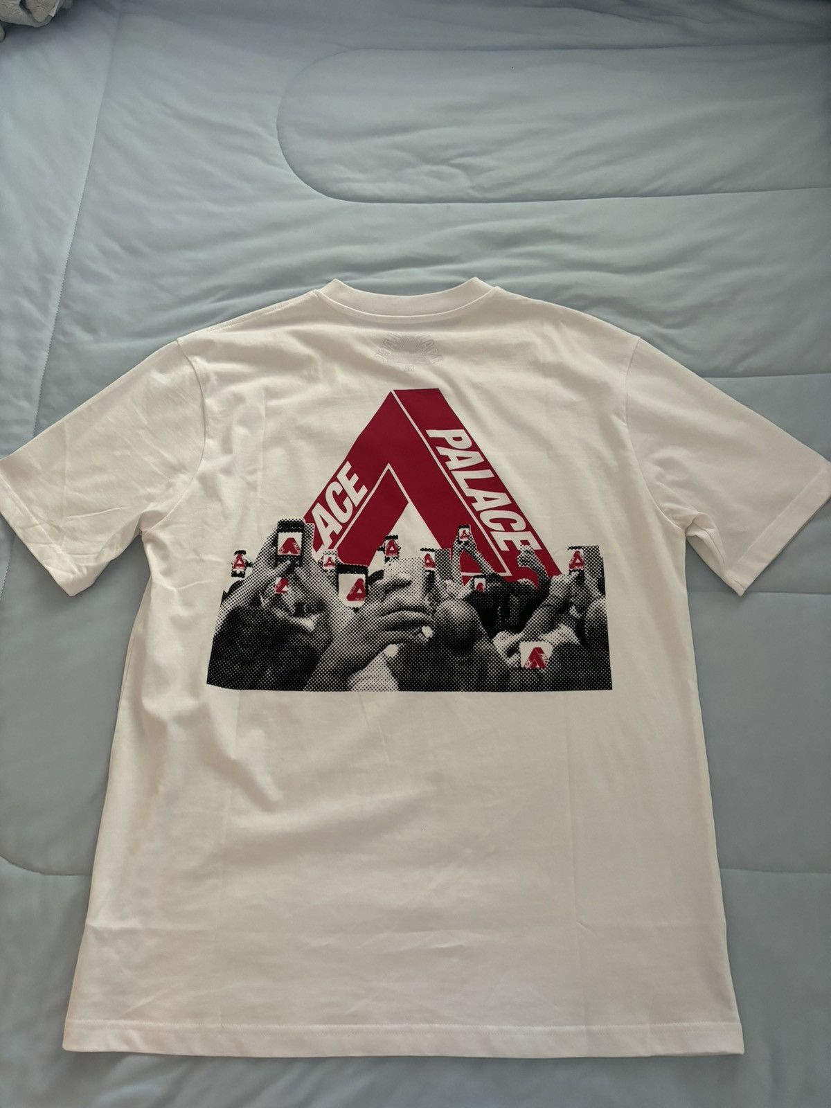 Palace phone tee clearance