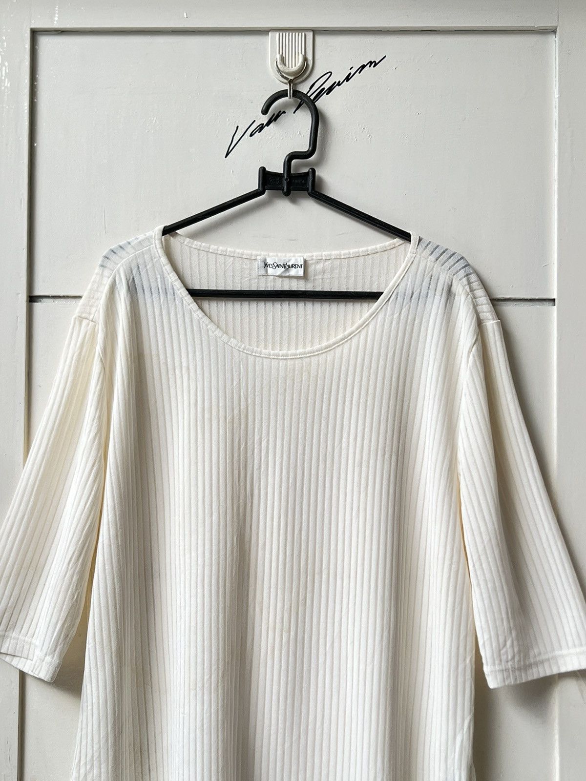 Yves Saint Laurent Yves Saint Laurent White Pleats T-shirt Size US S / EU 44-46 / 1 - 2 Thumbnail