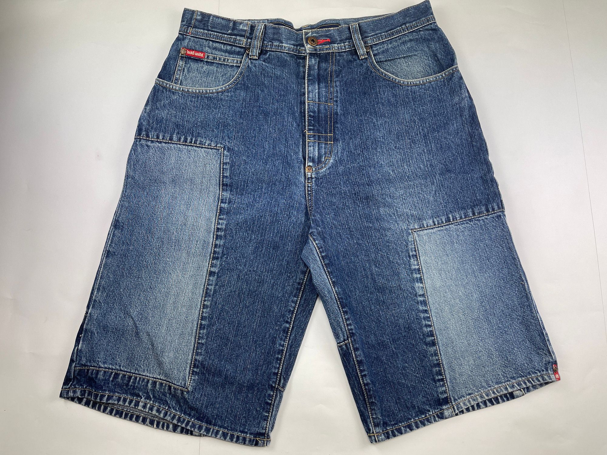 Ecko Unltd. Ecko Unltd shorts, vintage hip hop baggy jeans, 90s size 32 Size US 32 / EU 48 - 4 Thumbnail