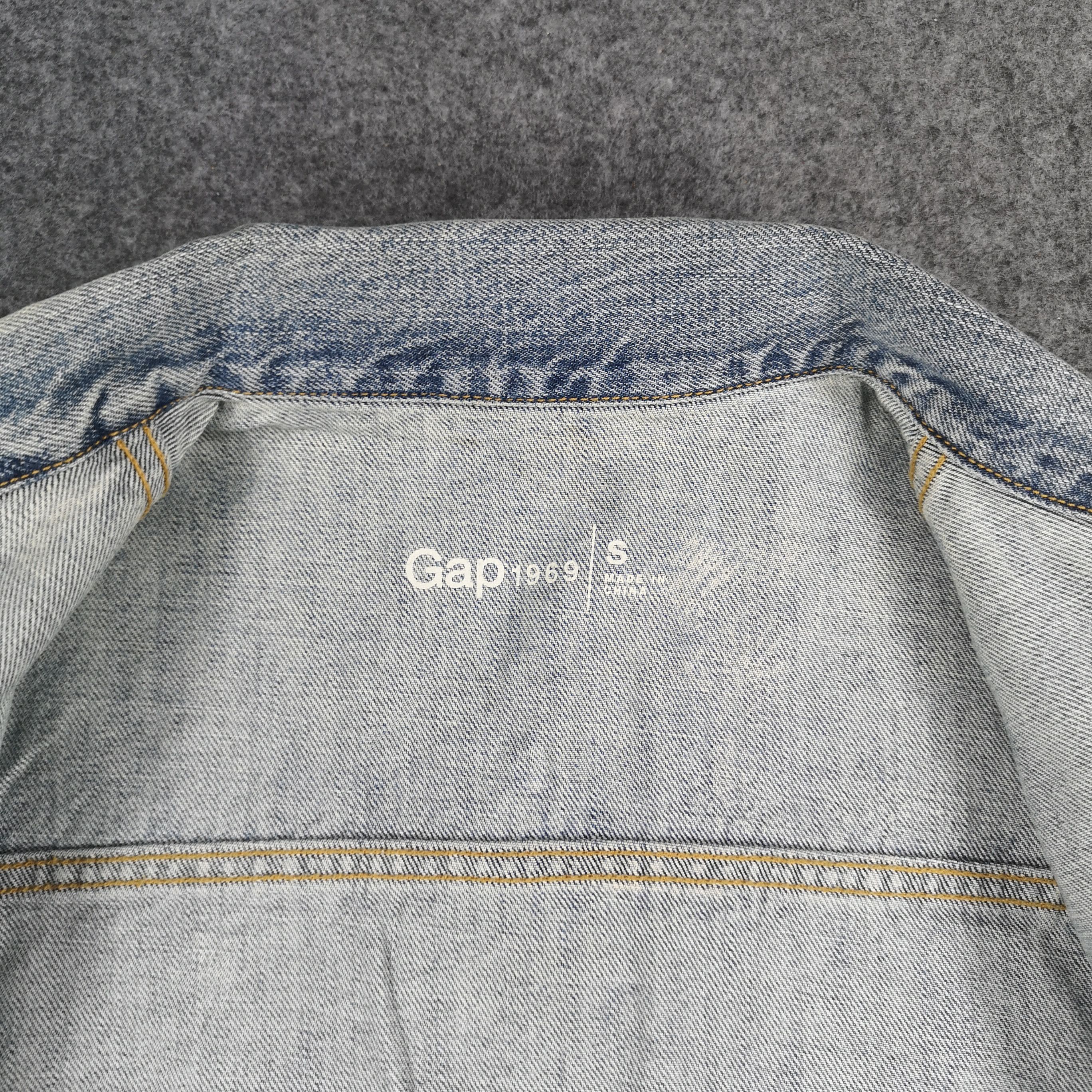 Gap × Vintage Faded Blue GAP Denim Trucker Jacket Size US S / EU 44-46 / 1 - 6 Thumbnail