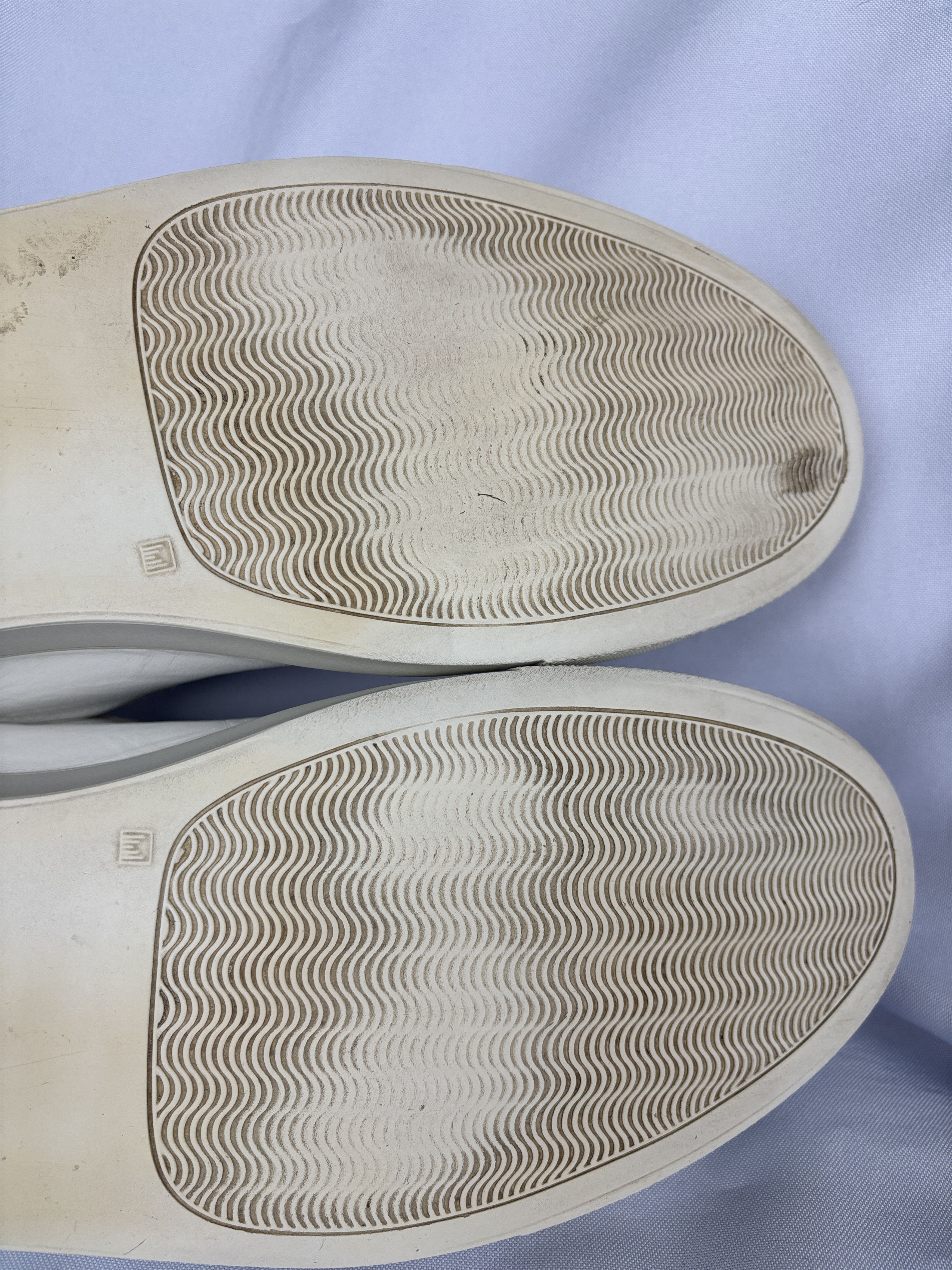 Common Projects Common Projects Achilles Low Leather Sneakers Size US 10 / EU 43 - 20 Thumbnail