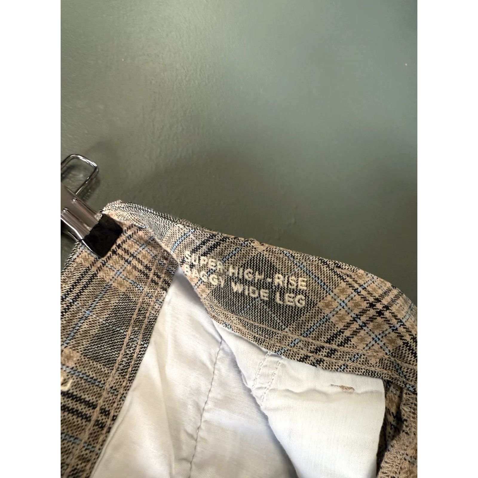 American Eagle Outfitters VINTAGE American Eagle Outfitters Womens Brown Plaid Super High Rise Baggy Wide-Leg Pants Size 0 Size 25" / US 0 / IT 36 - 4 Thumbnail