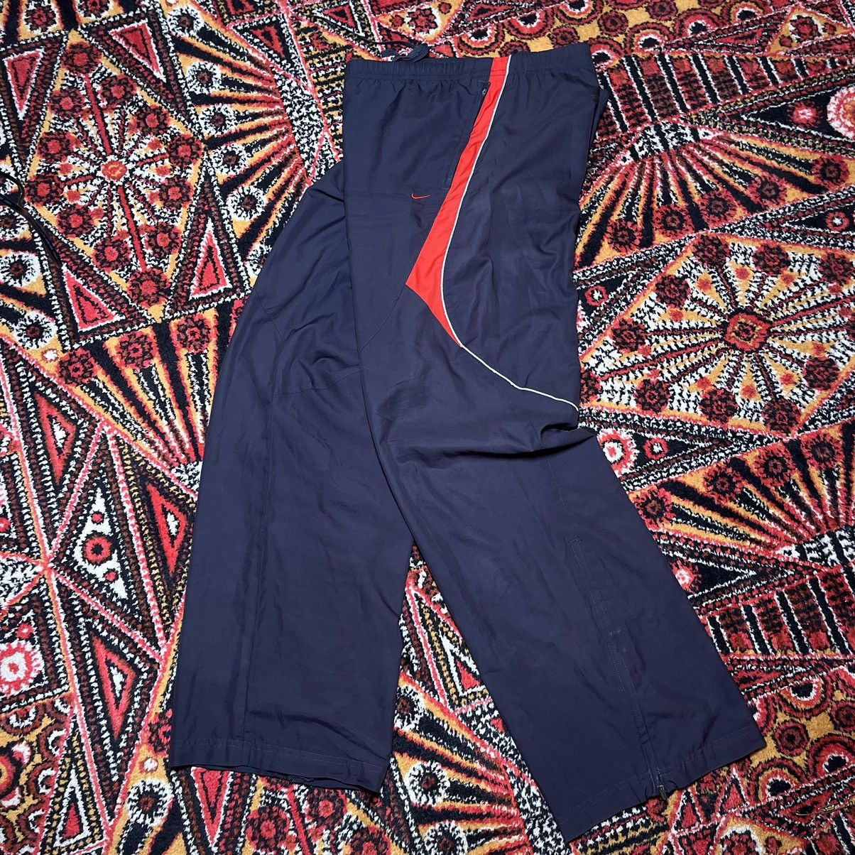 Nike × Vintage VINTAGE NYLON NIKE PANTS WITH STRIPES🎯 Size US 42 / EU 58 - 4 Thumbnail