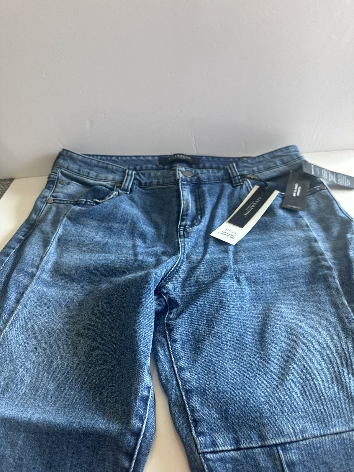 Other Liverpool Hanna Crop Flare Sz 10/30 NWT $119 Tremont Color Size 30" / US 8 / IT 44 - 5 Thumbnail