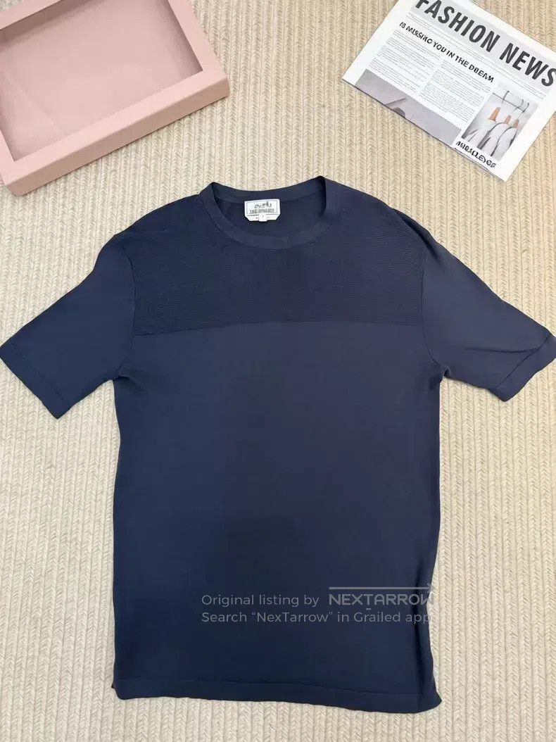 Hermes Hermes Short-Sleeve Size S / US 4 / IT 40 - 1 Thumbnail