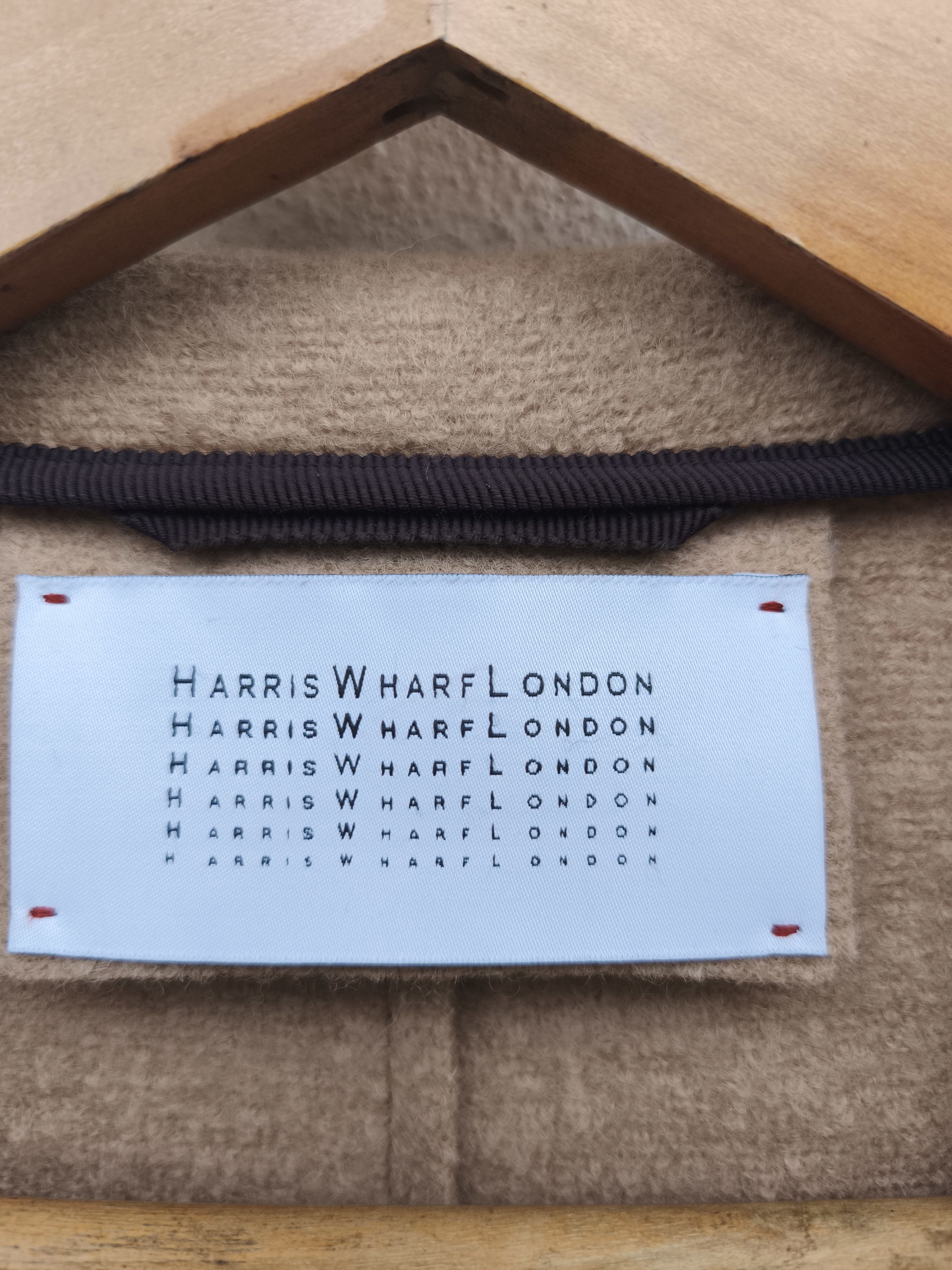 Harris Wharf London Harris Wharf London double breasted overcoat wool Size US M / EU 48-50 / 2 - 8 Thumbnail