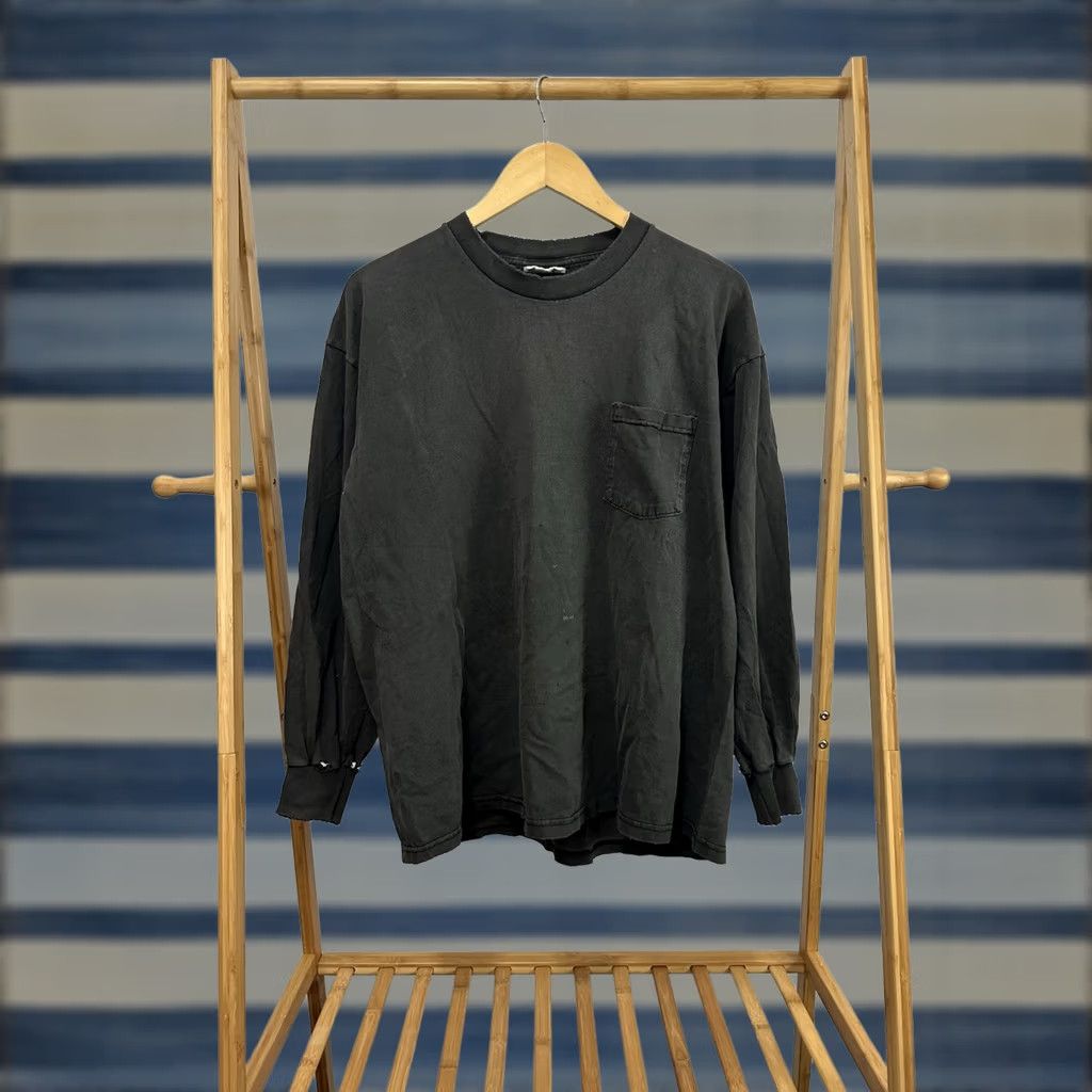 Lee VTG Lee Distressed Worn Cotton Blank Pocket Long Sleeve BOXY T-Shirt XL USA Men Size US XL / EU 56 / 4 - 1 Thumbnail