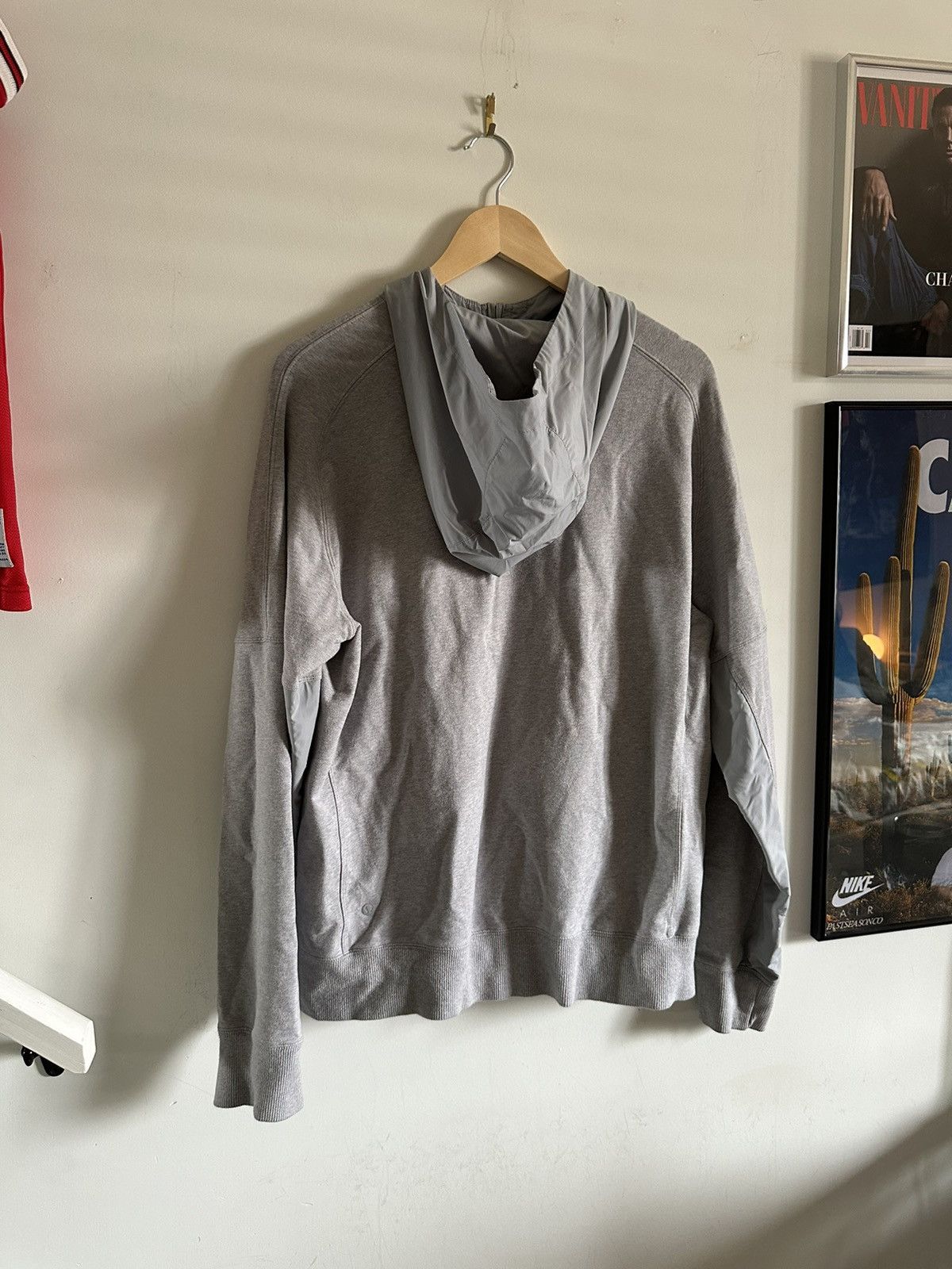Lululemon lululemon athletics men’s zip up hoodie/jacket Size US L / EU 52-54 / 3 - 2 Thumbnail