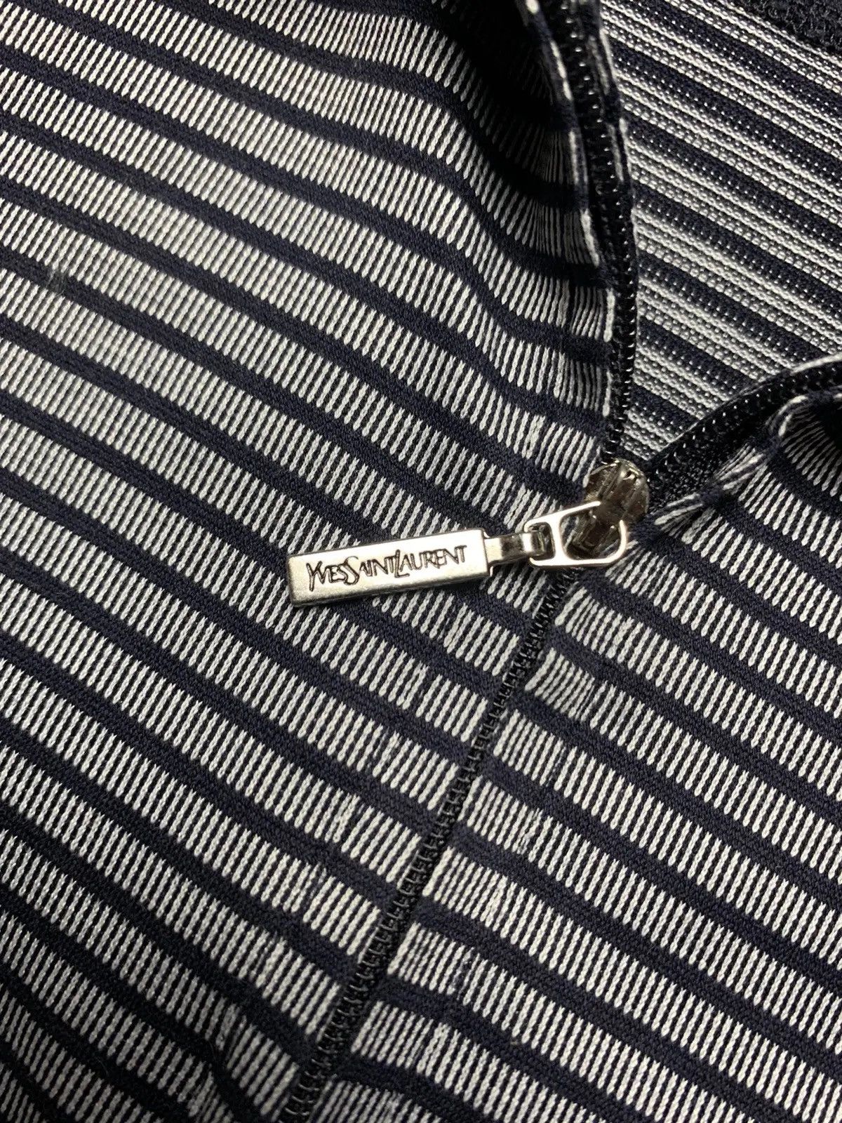 Yves Saint Laurent Vintage Yves Saint Laurent polo striped logo XL rare Size US XL / EU 56 / 4 - 4 Thumbnail