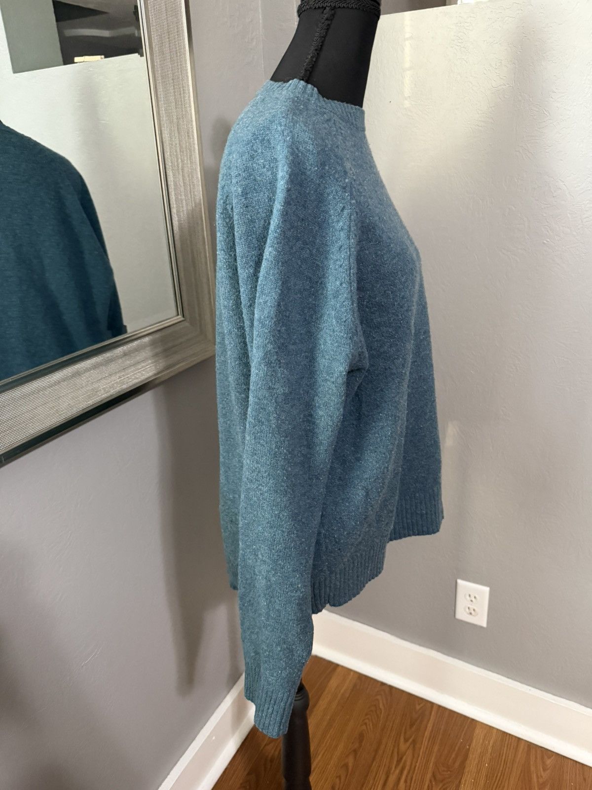 J.Crew J. Crew Lamb’s Wool Preppy Blue Flecked Sweater Size Medium. Size US M / EU 48-50 / 2 - 3 Thumbnail