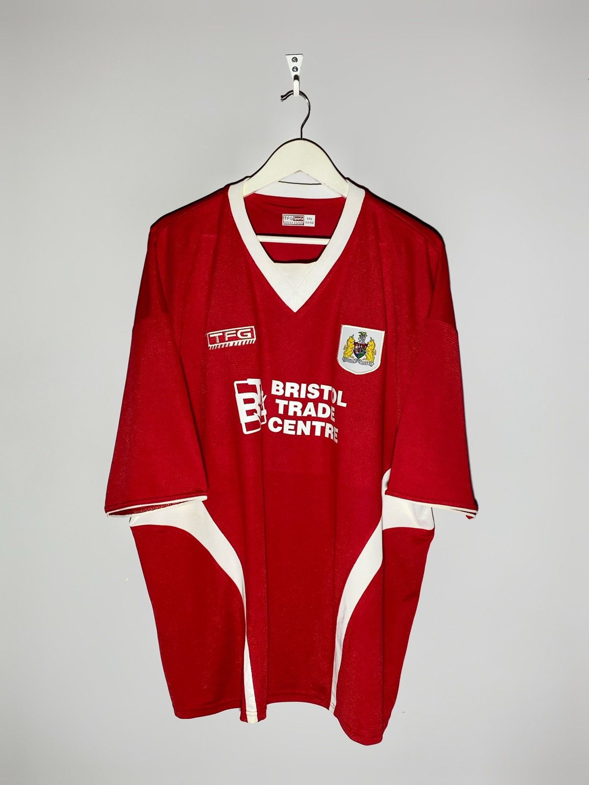 Vintage Vintage Bristol City 2005/06 Home Football Shirt Size US XXL / EU 58 / 5 - 1 Thumbnail