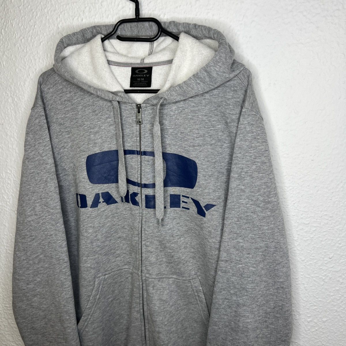 Oakley Oakley Vintage Hoodie Zip Grey Big Logo Spellout Retro Y2K Size US M / EU 48-50 / 2 - 3 Thumbnail