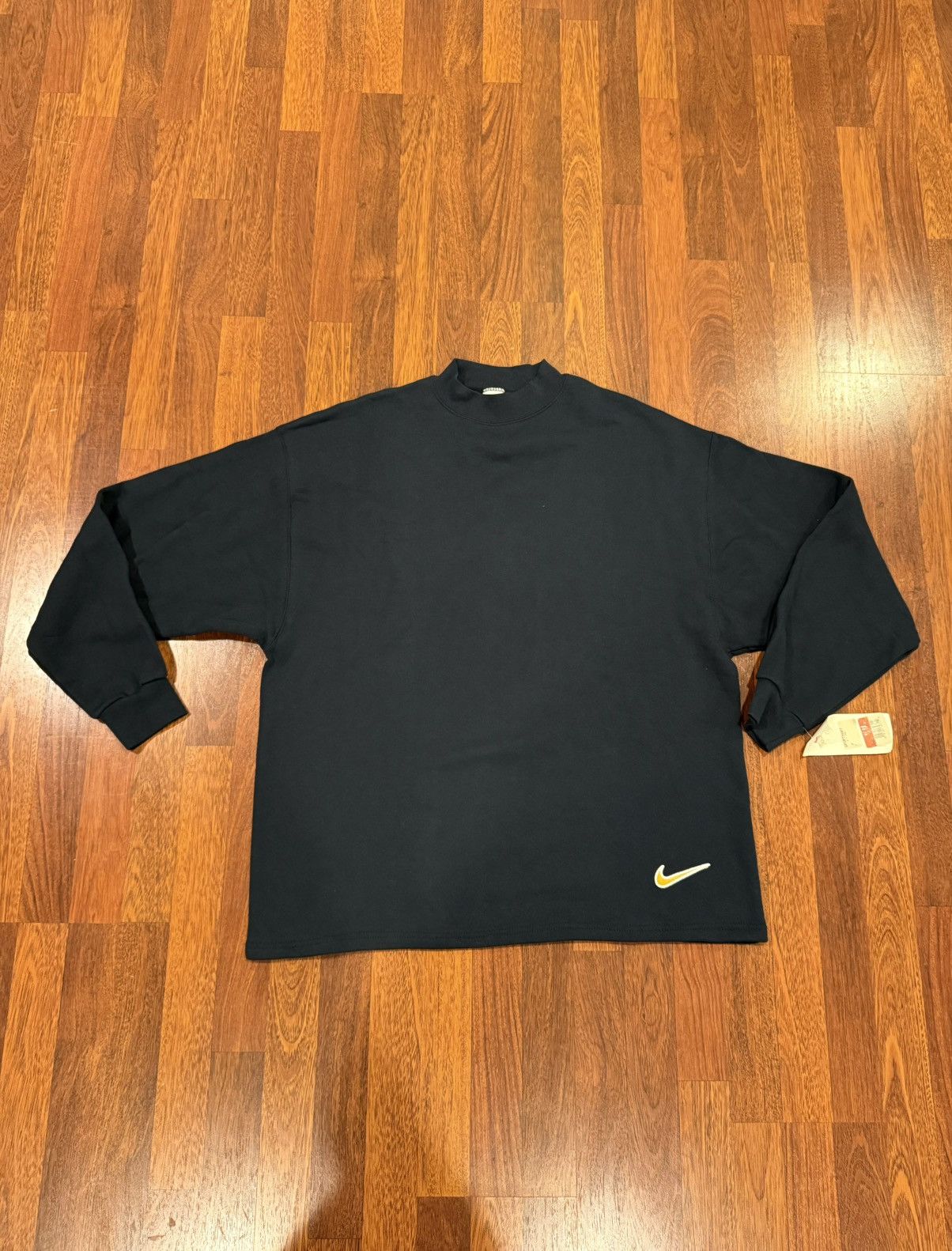 Nike × Vintage NEW Vintage Made in USA Nike Mockneck Sweatshirt Size US L / EU 52-54 / 3 - 1 Thumbnail